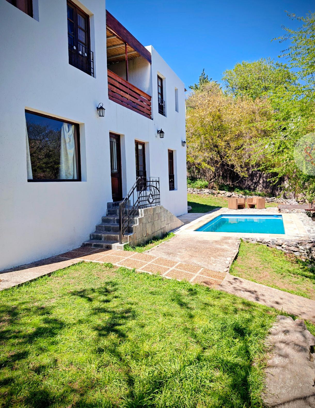 MENDIOLAZA OPORTUNIDAD EN BARRIO CERRADO VENDO MUY LINDA CASA