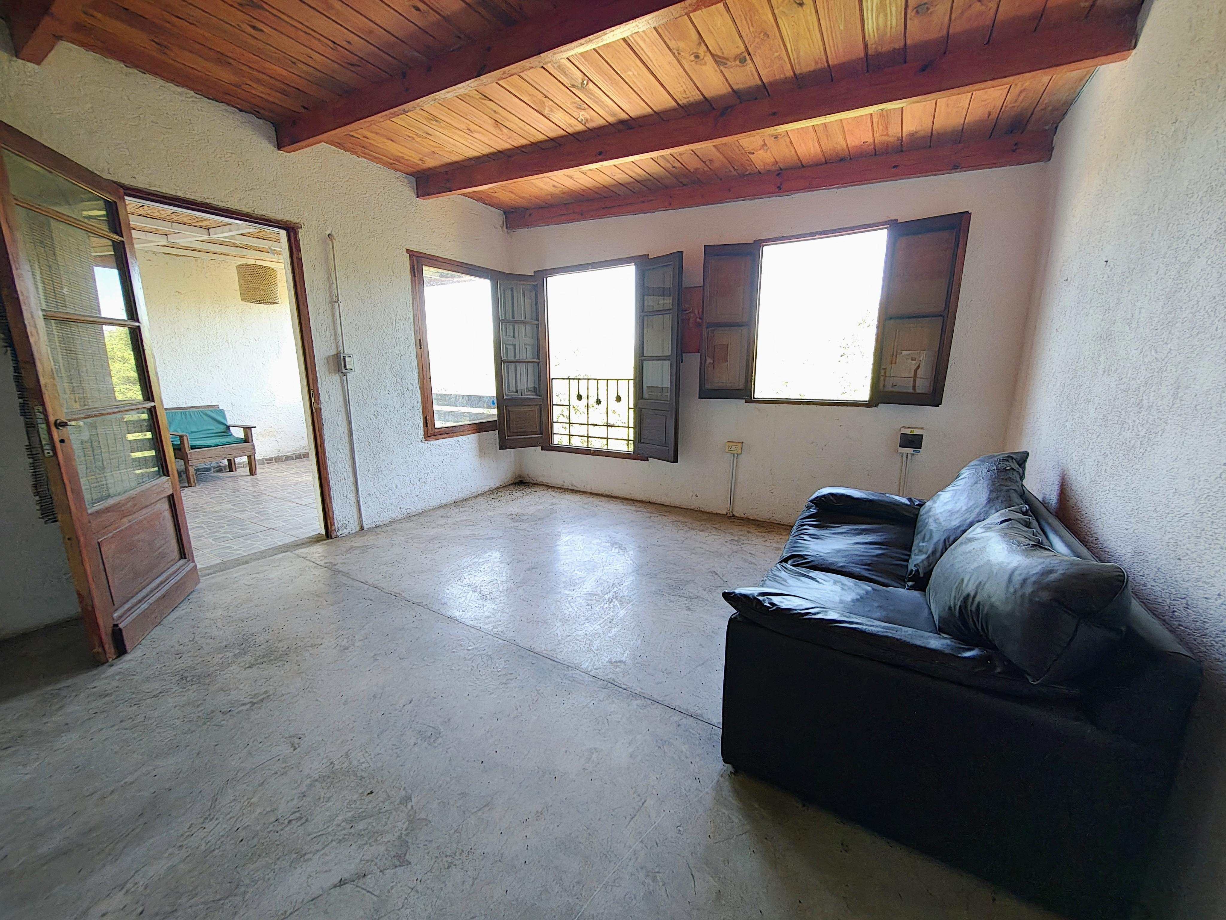 MENDIOLAZA OPORTUNIDAD EN BARRIO CERRADO VENDO MUY LINDA CASA