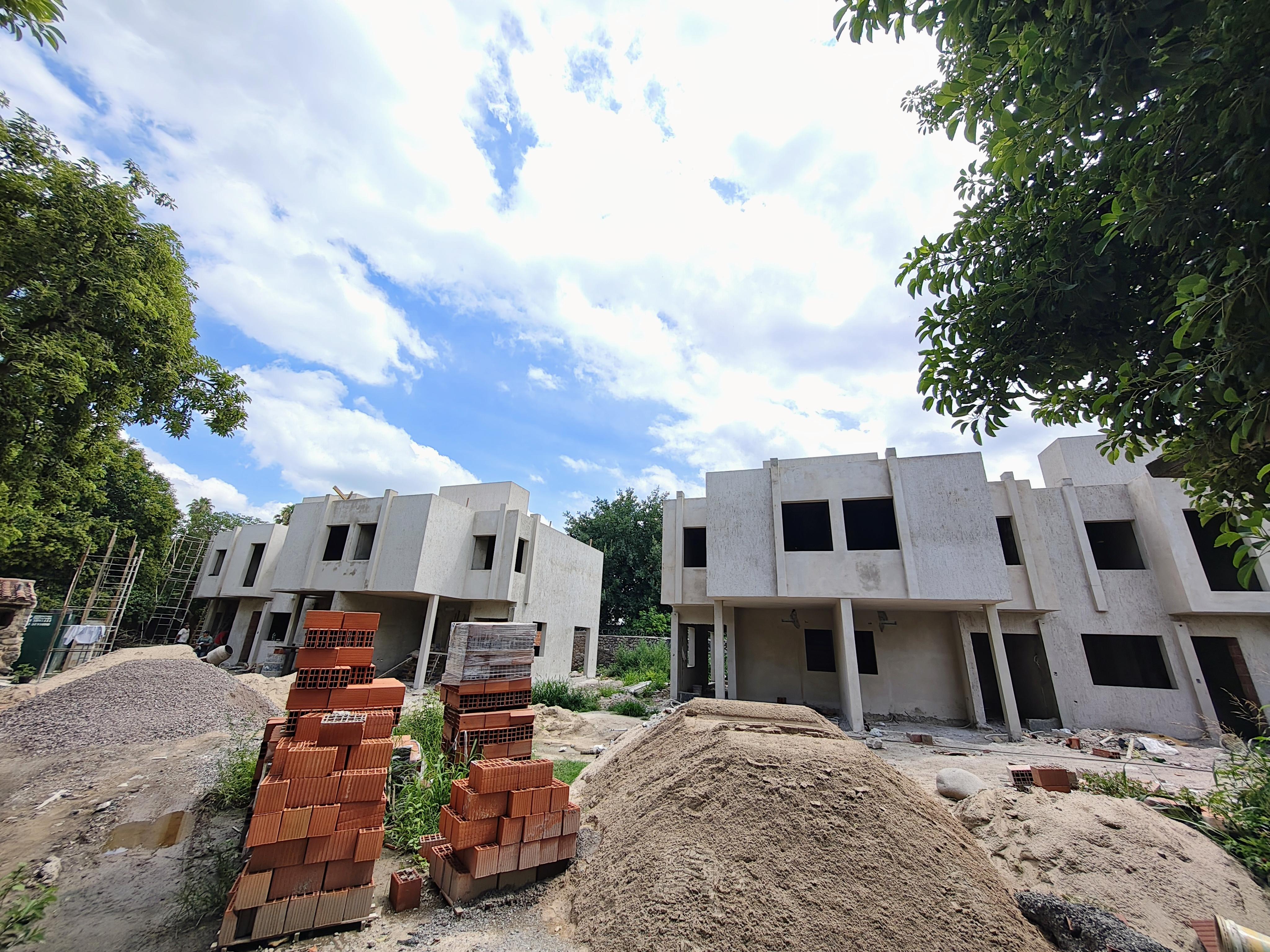 HOUSING LA ESTANCIA DE LA VILLA 9 CASAS 2D Y 3 DORMITORIOS A ESTRENAR