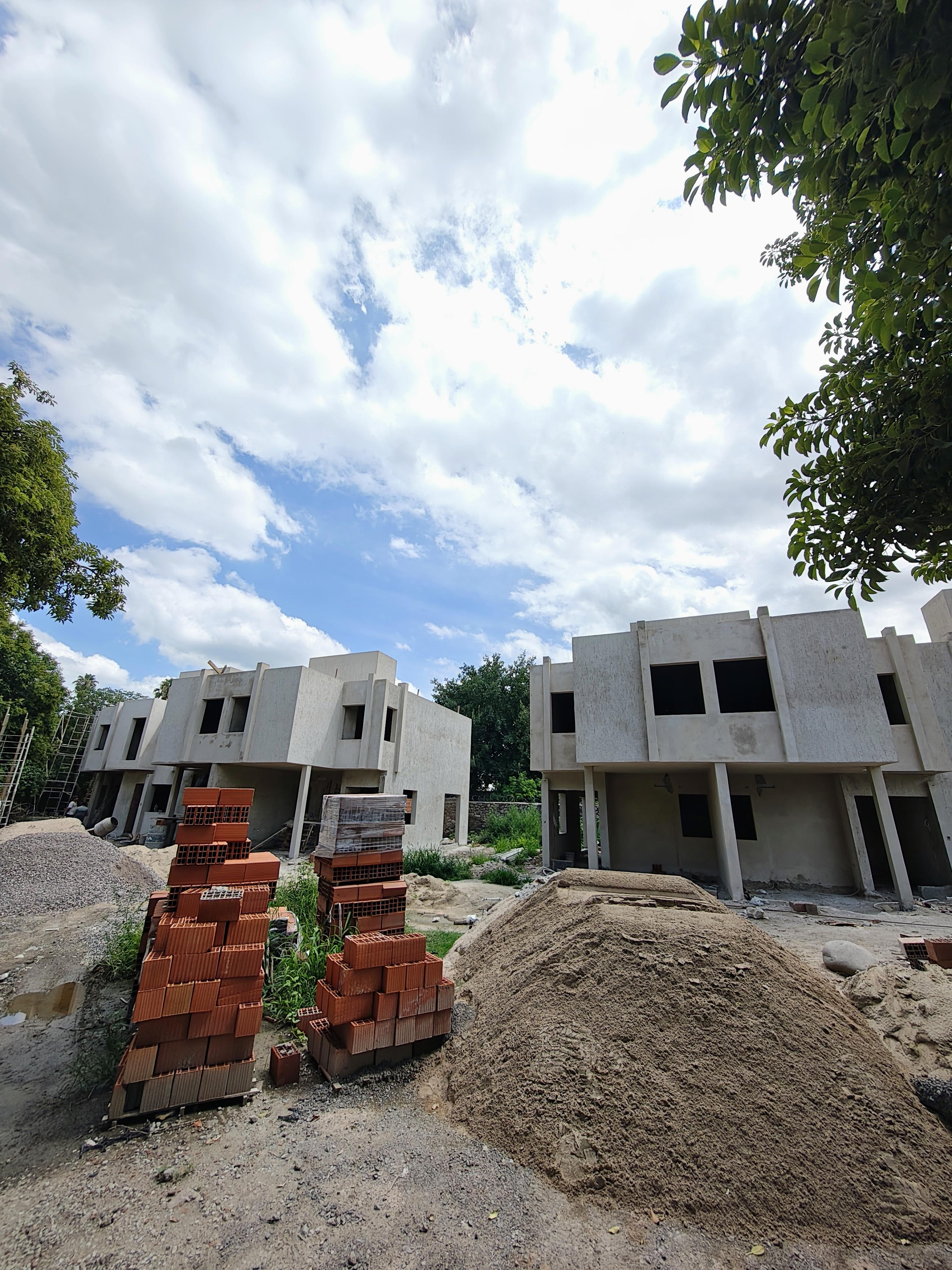 HOUSING LA ESTANCIA DE LA VILLA 9 CASAS 2D Y 3 DORMITORIOS A ESTRENAR