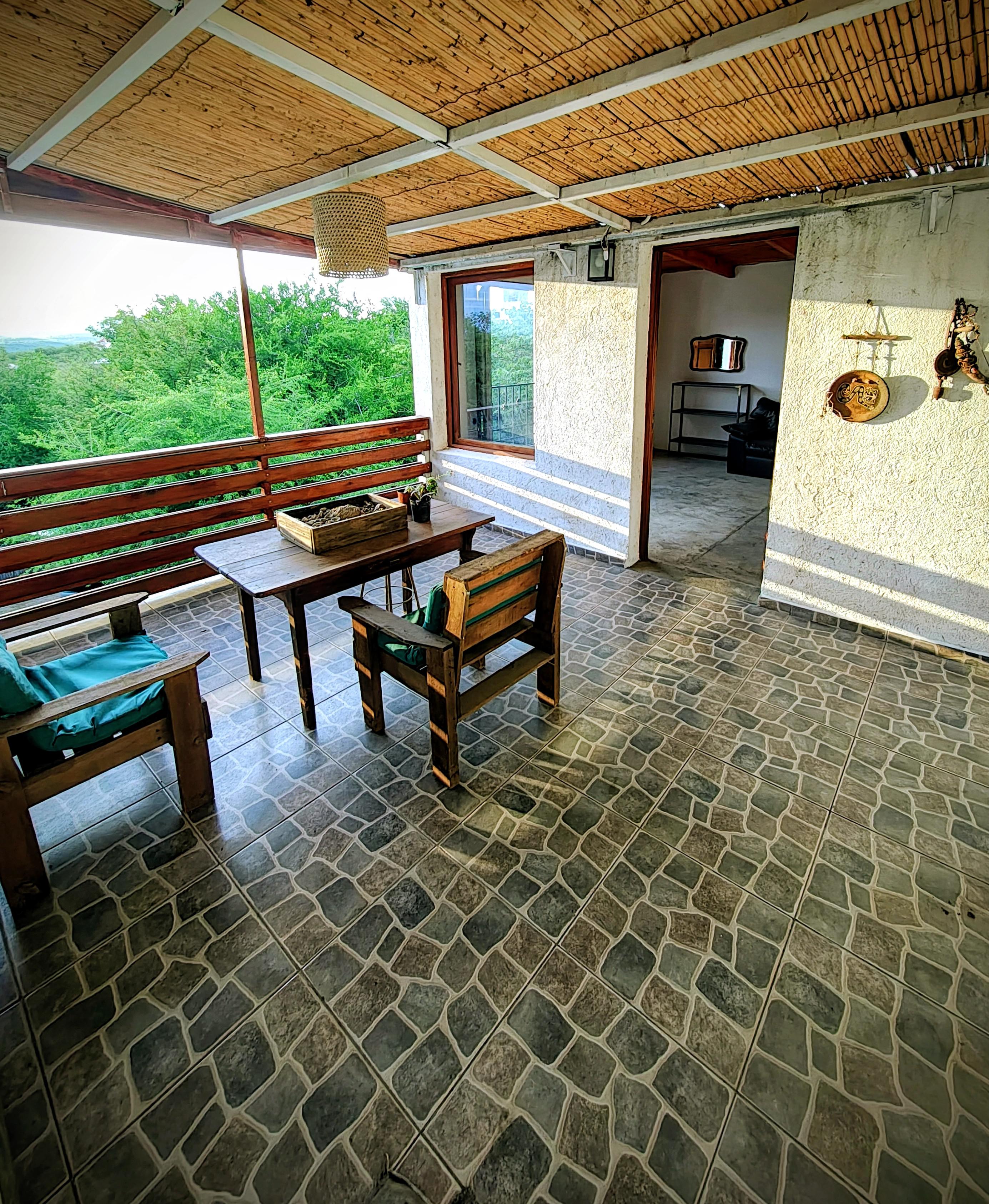 MENDIOLAZA OPORTUNIDAD EN BARRIO CERRADO VENDO MUY LINDA CASA