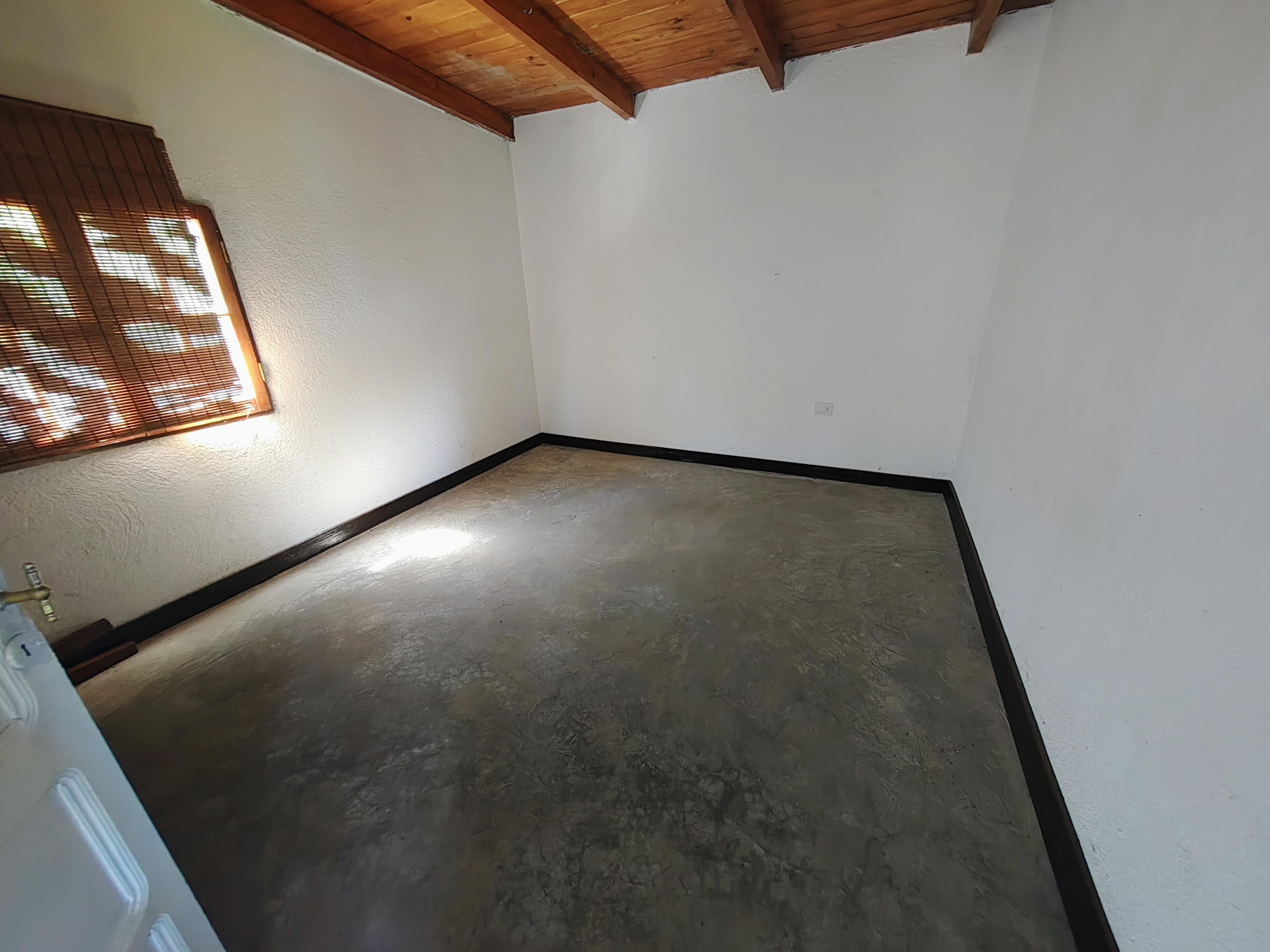 MENDIOLAZA OPORTUNIDAD EN BARRIO CERRADO VENDO MUY LINDA CASA