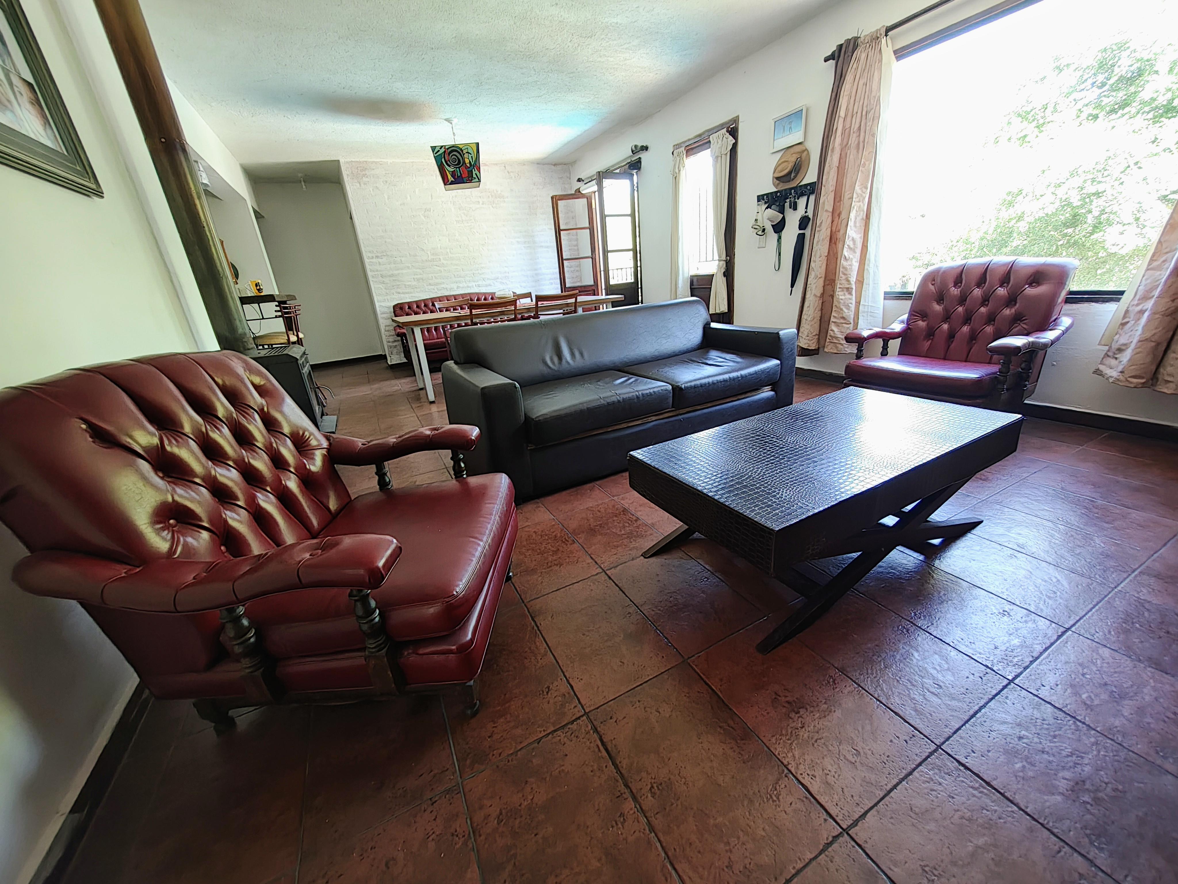 MENDIOLAZA OPORTUNIDAD EN BARRIO CERRADO VENDO MUY LINDA CASA