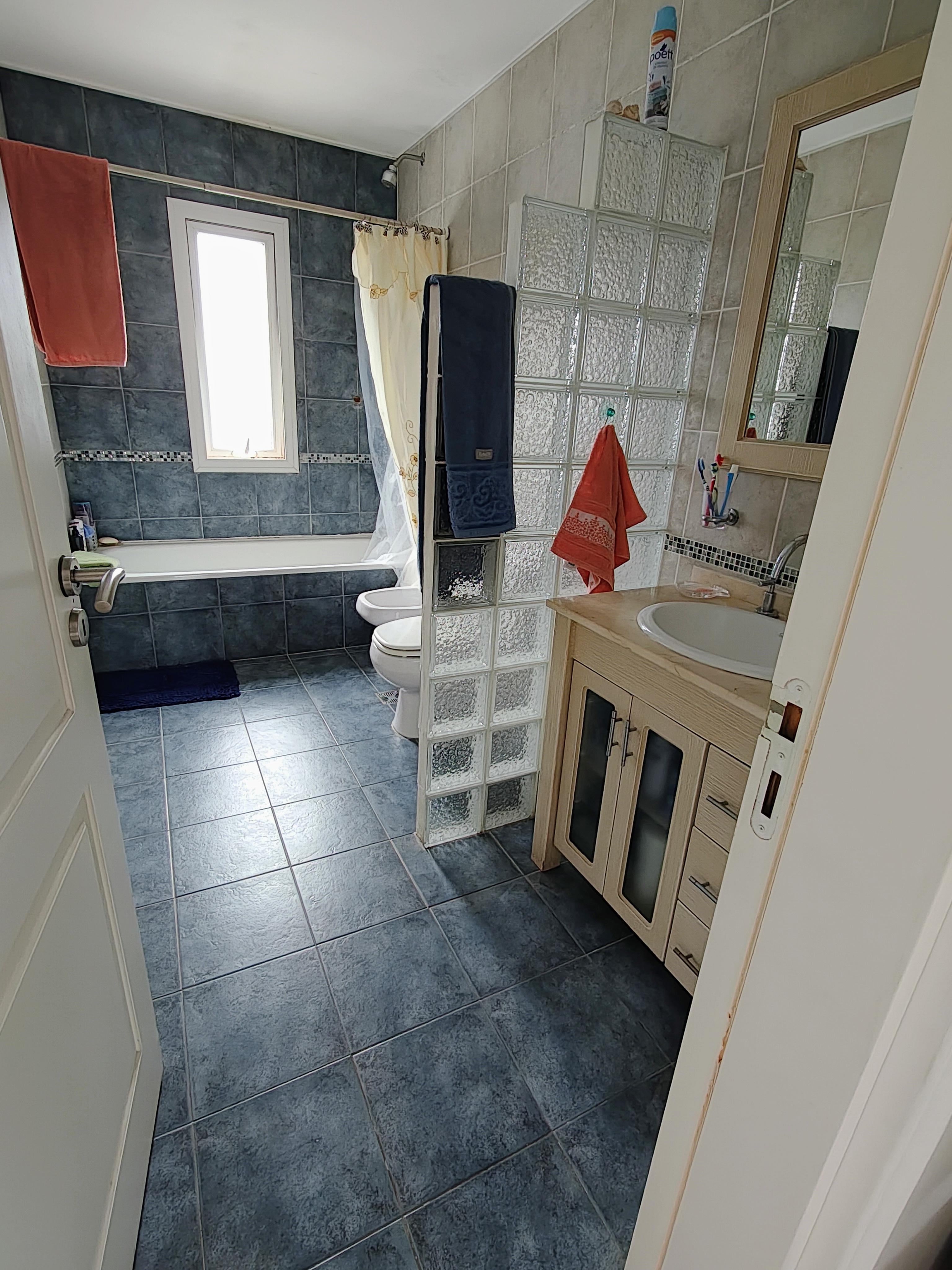 Q2 COUNTRY MENDIOLAZA VENDEMOS HERMOSA CASA