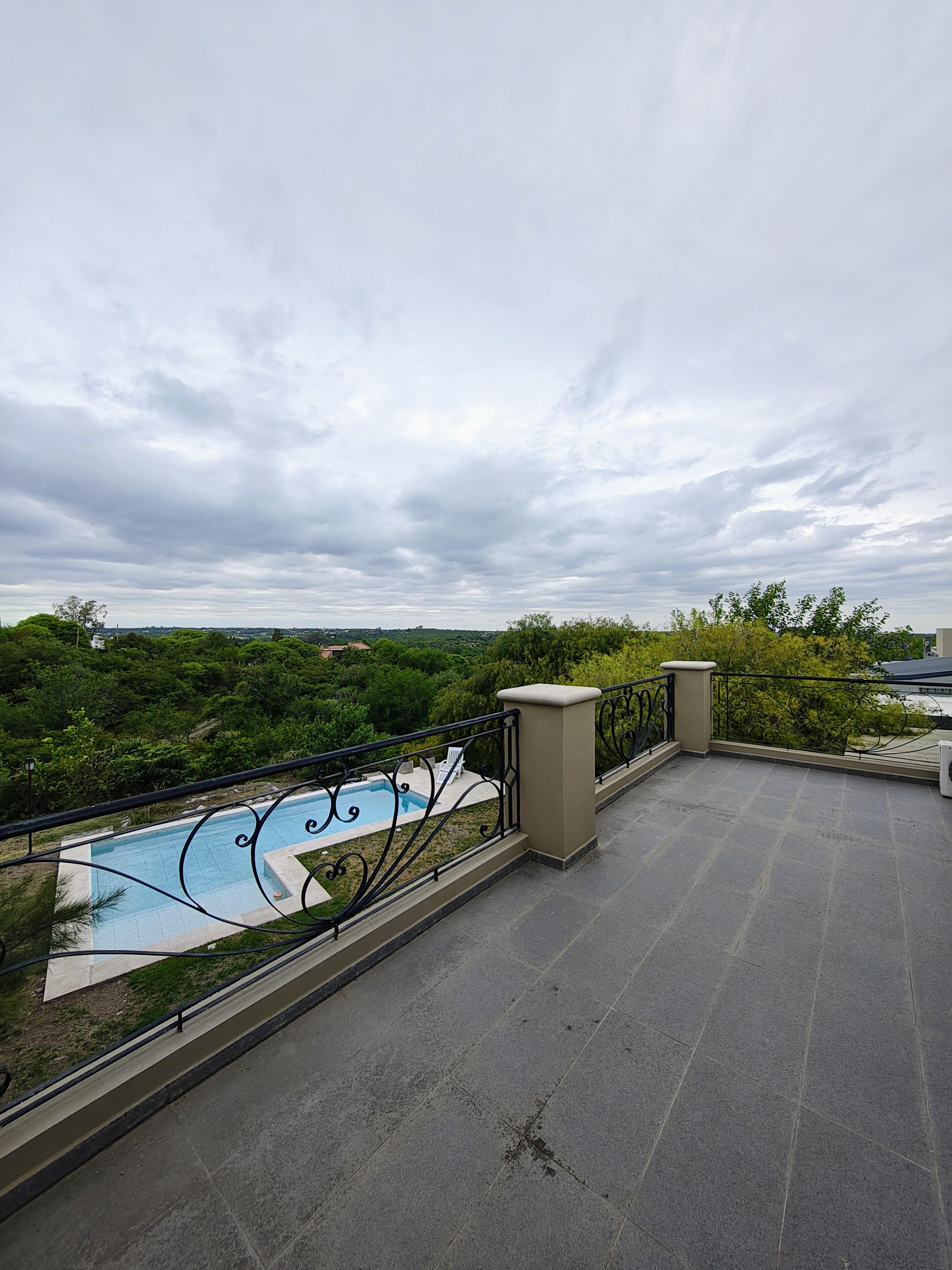 Q2 COUNTRY MENDIOLAZA VENDEMOS HERMOSA CASA