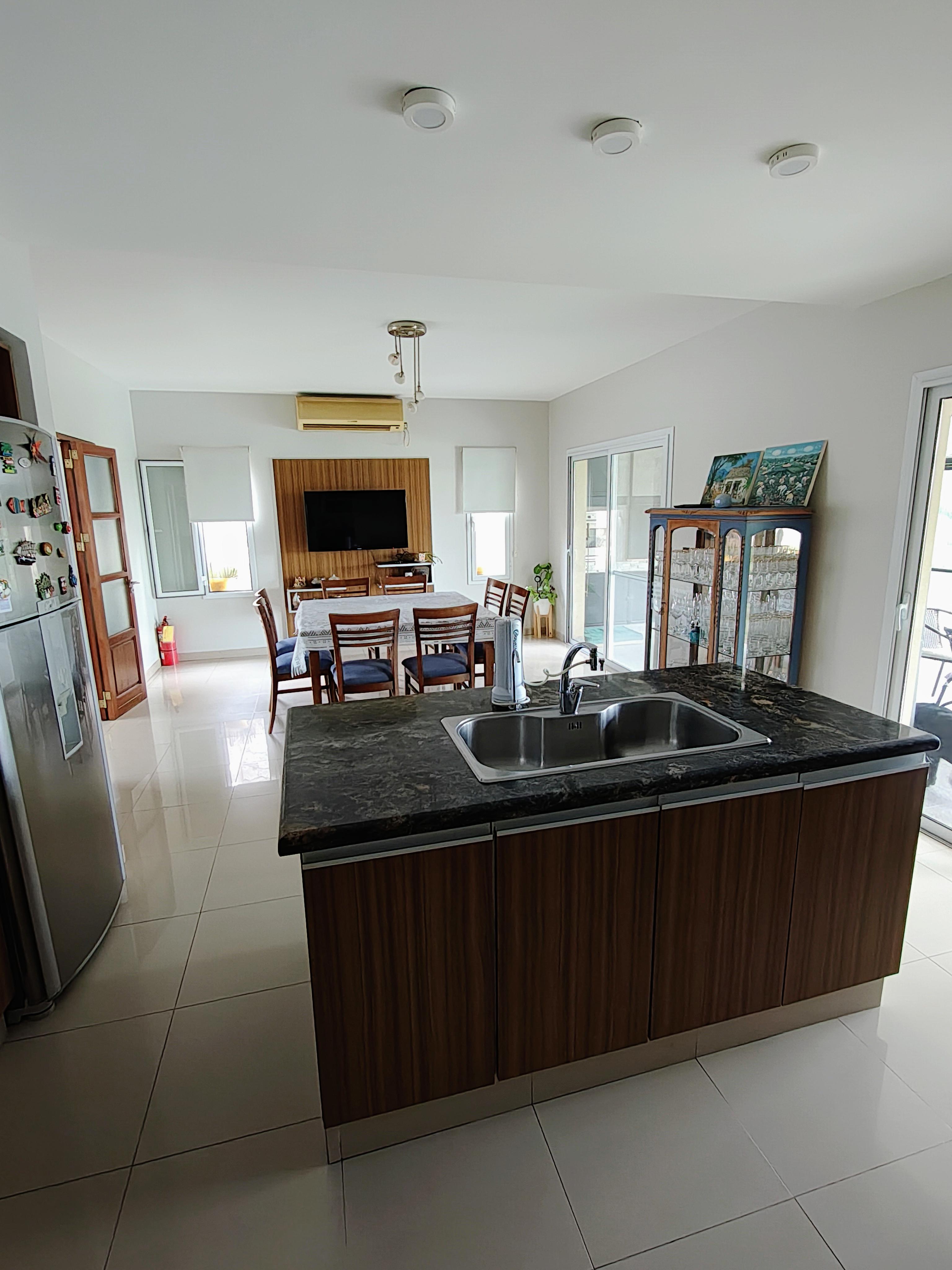 Q2 COUNTRY MENDIOLAZA VENDEMOS HERMOSA CASA