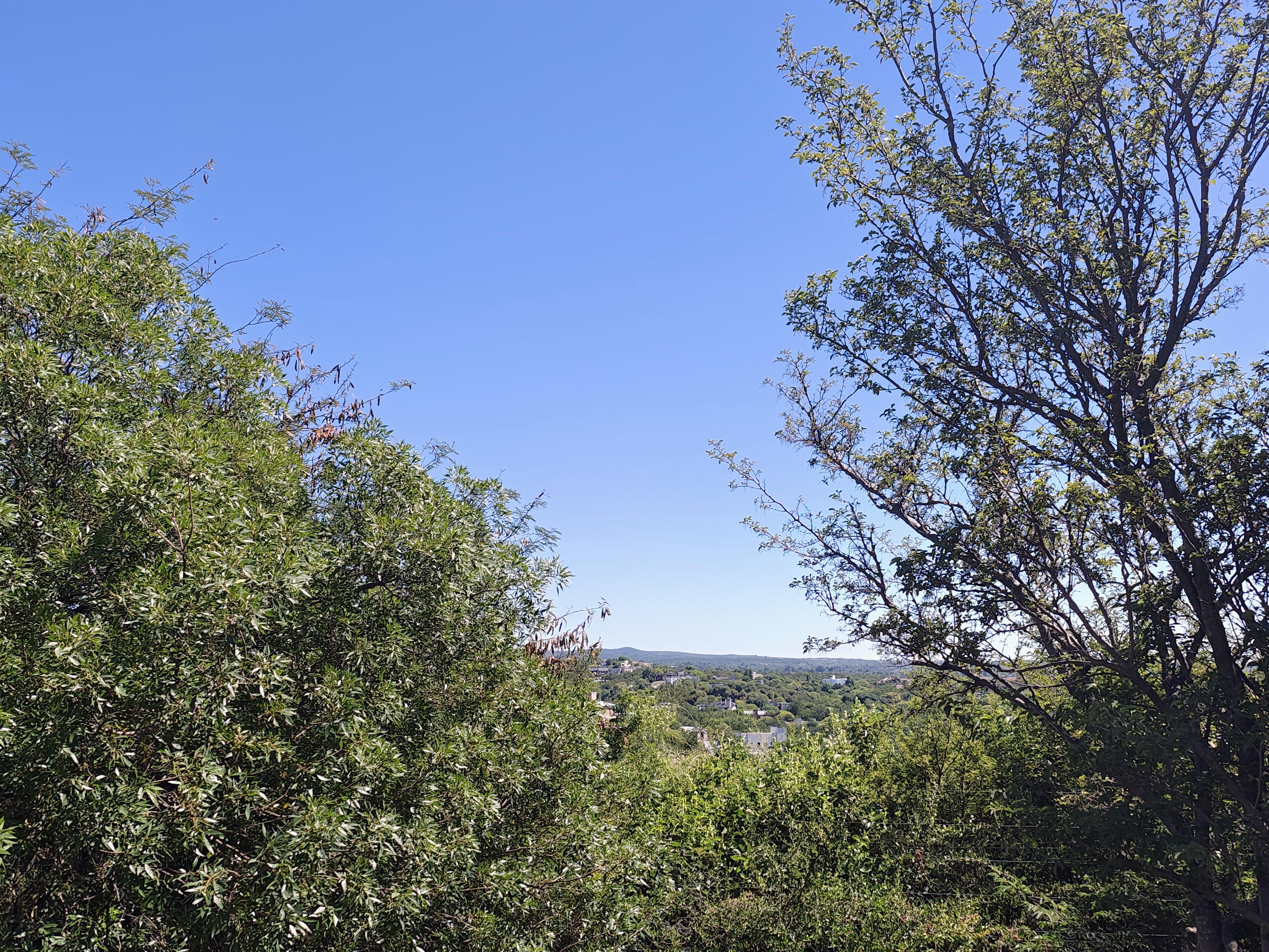 Q2 COUNTRY MENDIOLAZA VENDO MUY LINDA CASA ESTILO MINIMALISTA