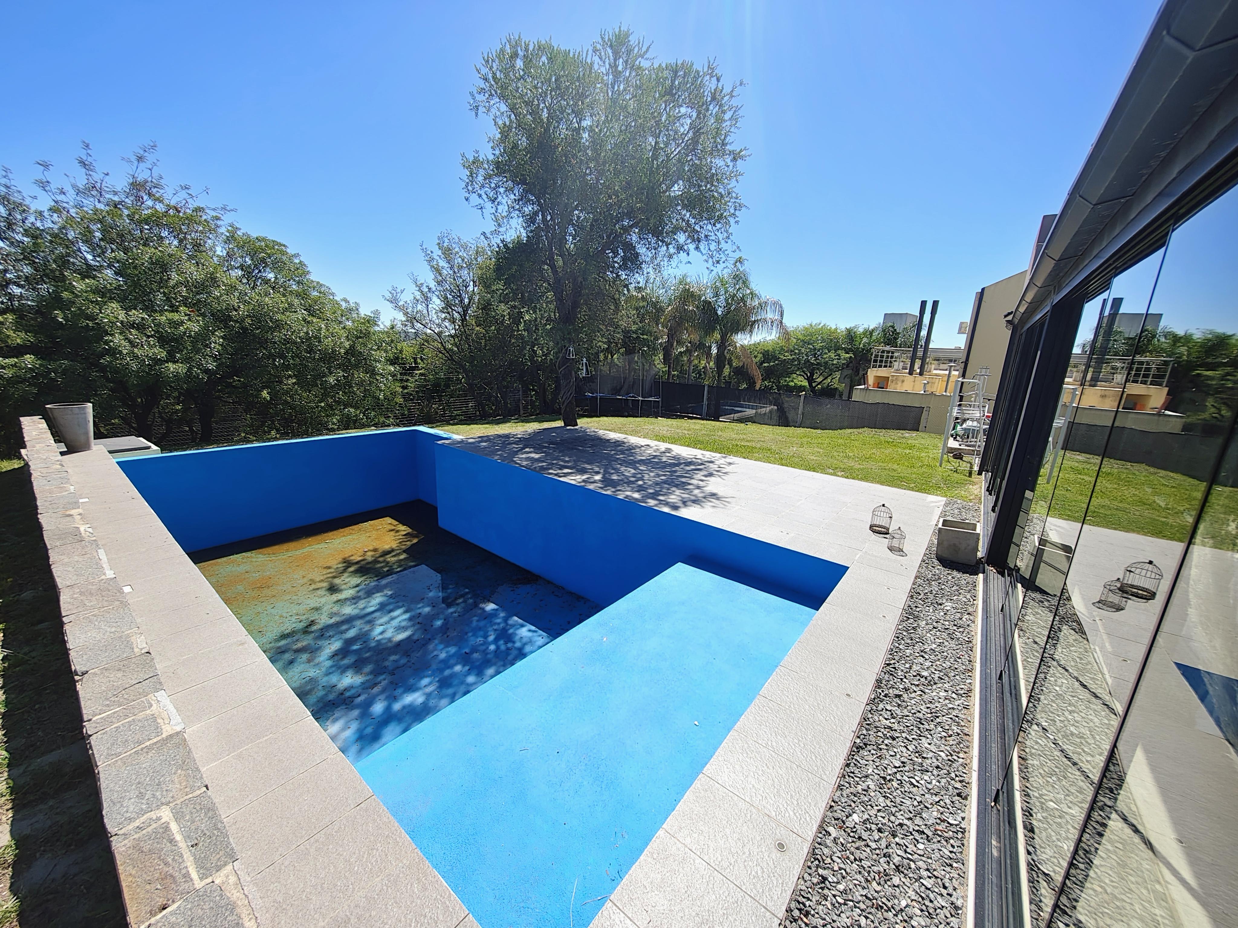 Q2 COUNTRY MENDIOLAZA VENDO MUY LINDA CASA ESTILO MINIMALISTA