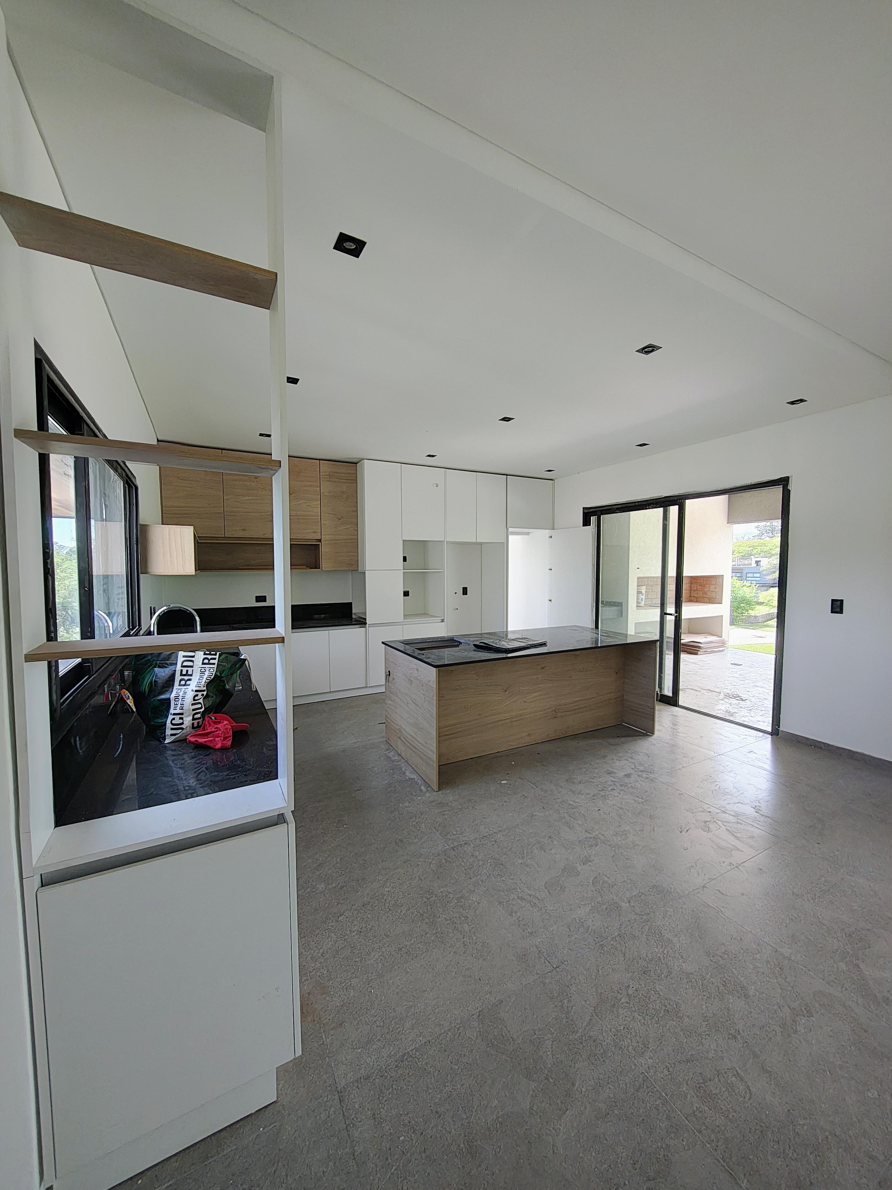 ESTANCIA Q2 COUNTRY VENDO EXCLUSIVA CASA DE MODERNO DISEÑO A ESTRENAR