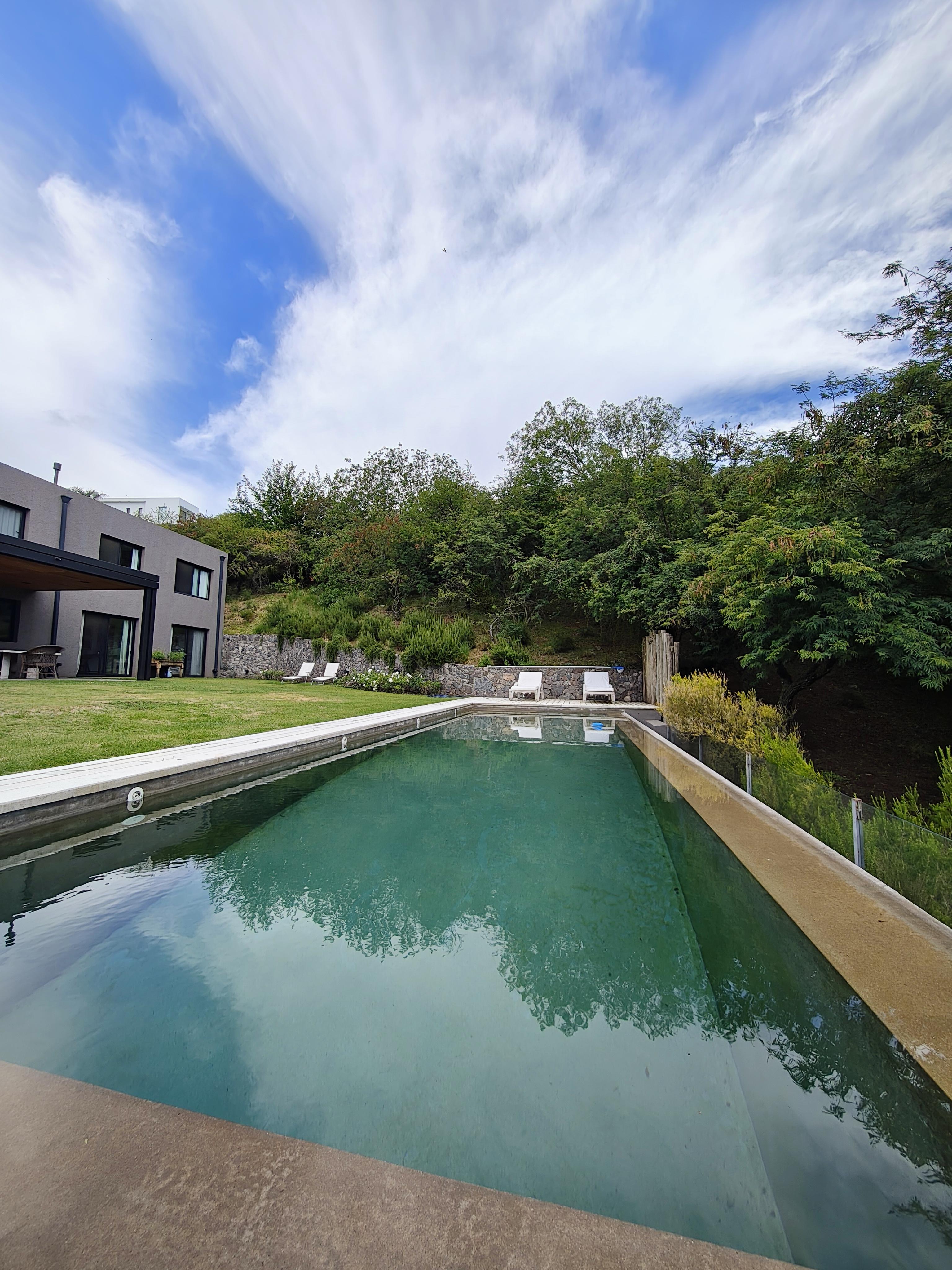 ESTANCIA Q2 COUNTRY MENDIOLAZA  VENDO HERMOSA CASA DE CATEGORIA