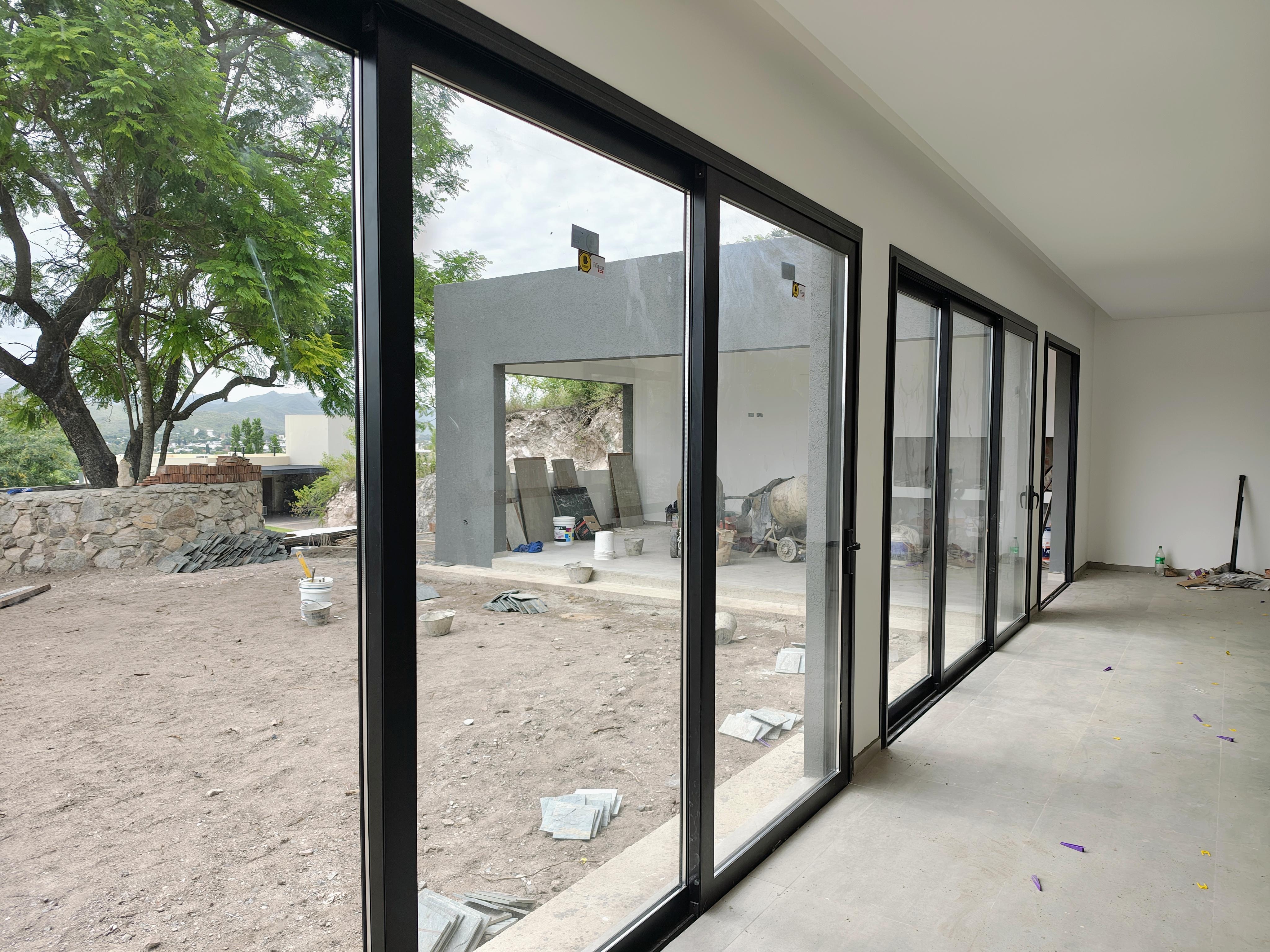 LA CUESTA  A ESTRENAR OPORTUNIDAD MODERNA CASA DE CATEGORIA