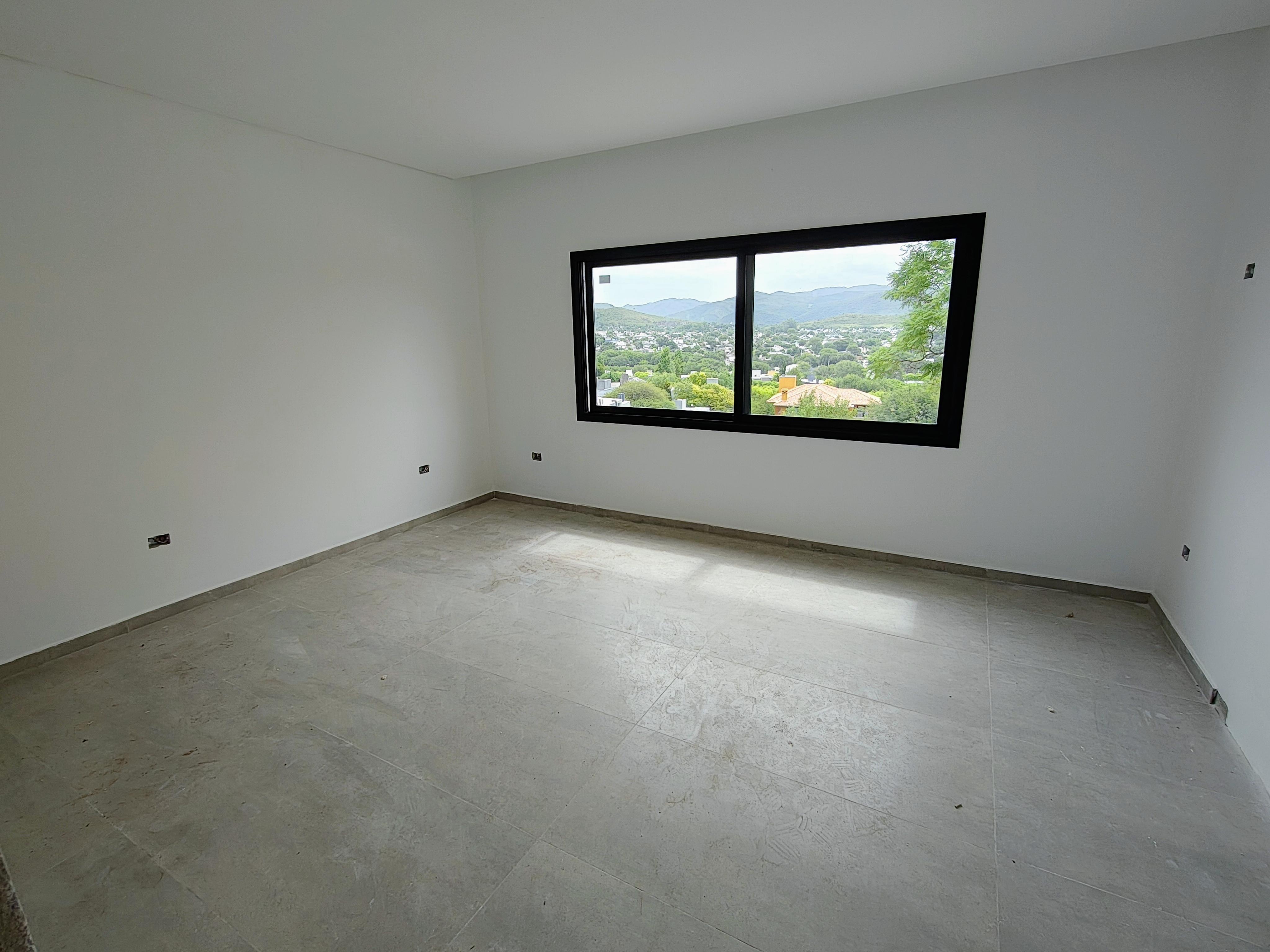 LA CUESTA  A ESTRENAR OPORTUNIDAD MODERNA CASA DE CATEGORIA