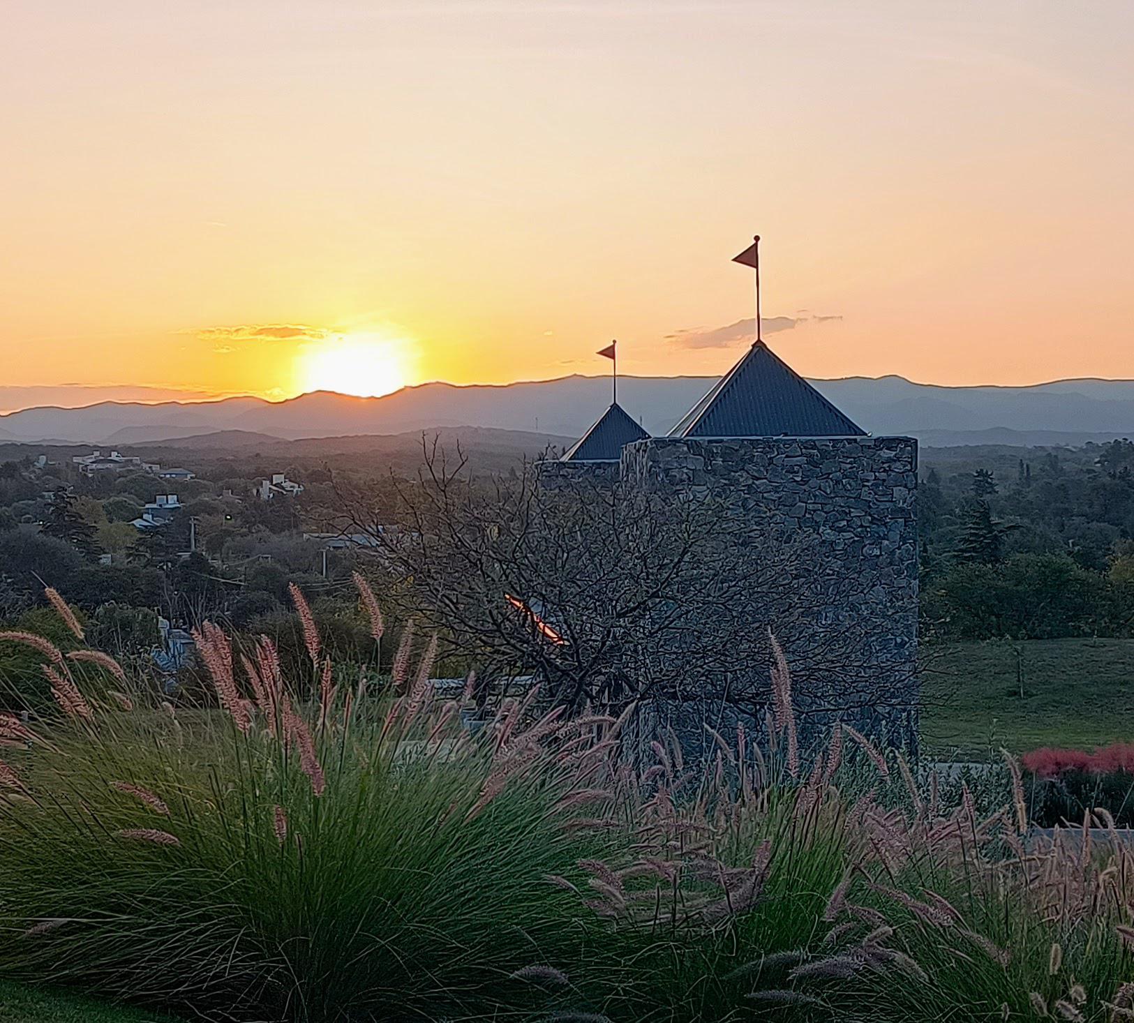 ESTANCIA EL TERRON VENDO A ESTRENAR HERMOSA CASA TODA EN UNA PLANTA