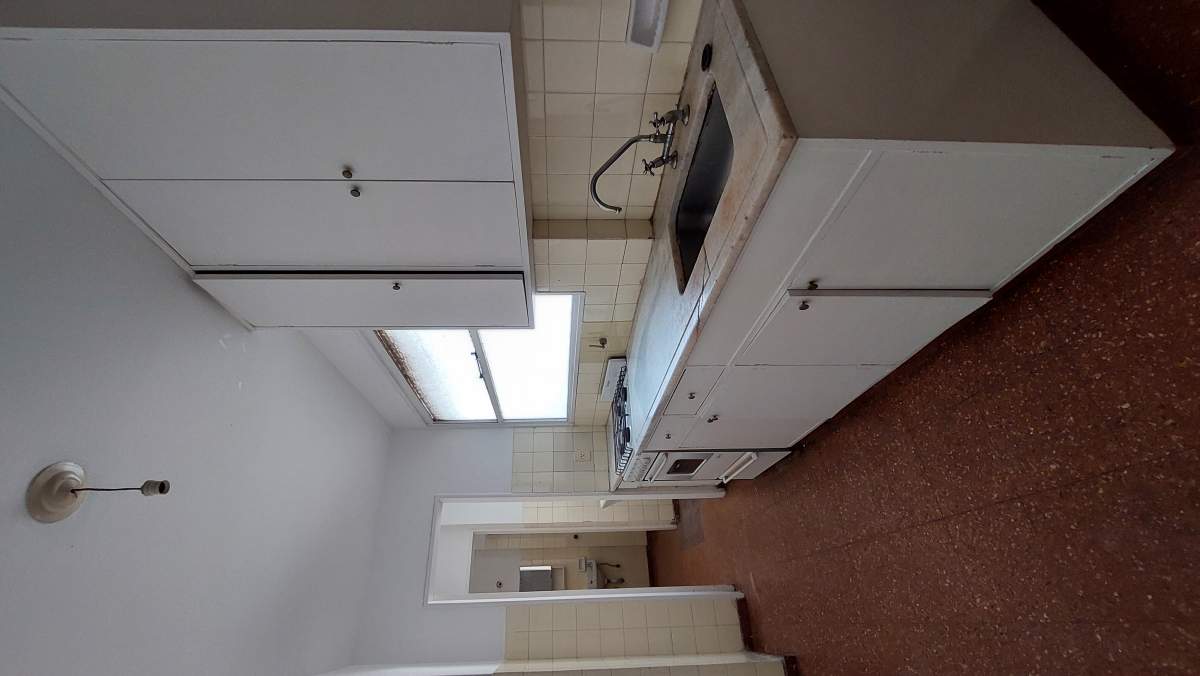 SUPER AMPLIO DEPARTAMENTO EN PLENO CENTRO DE LA CIUDAD