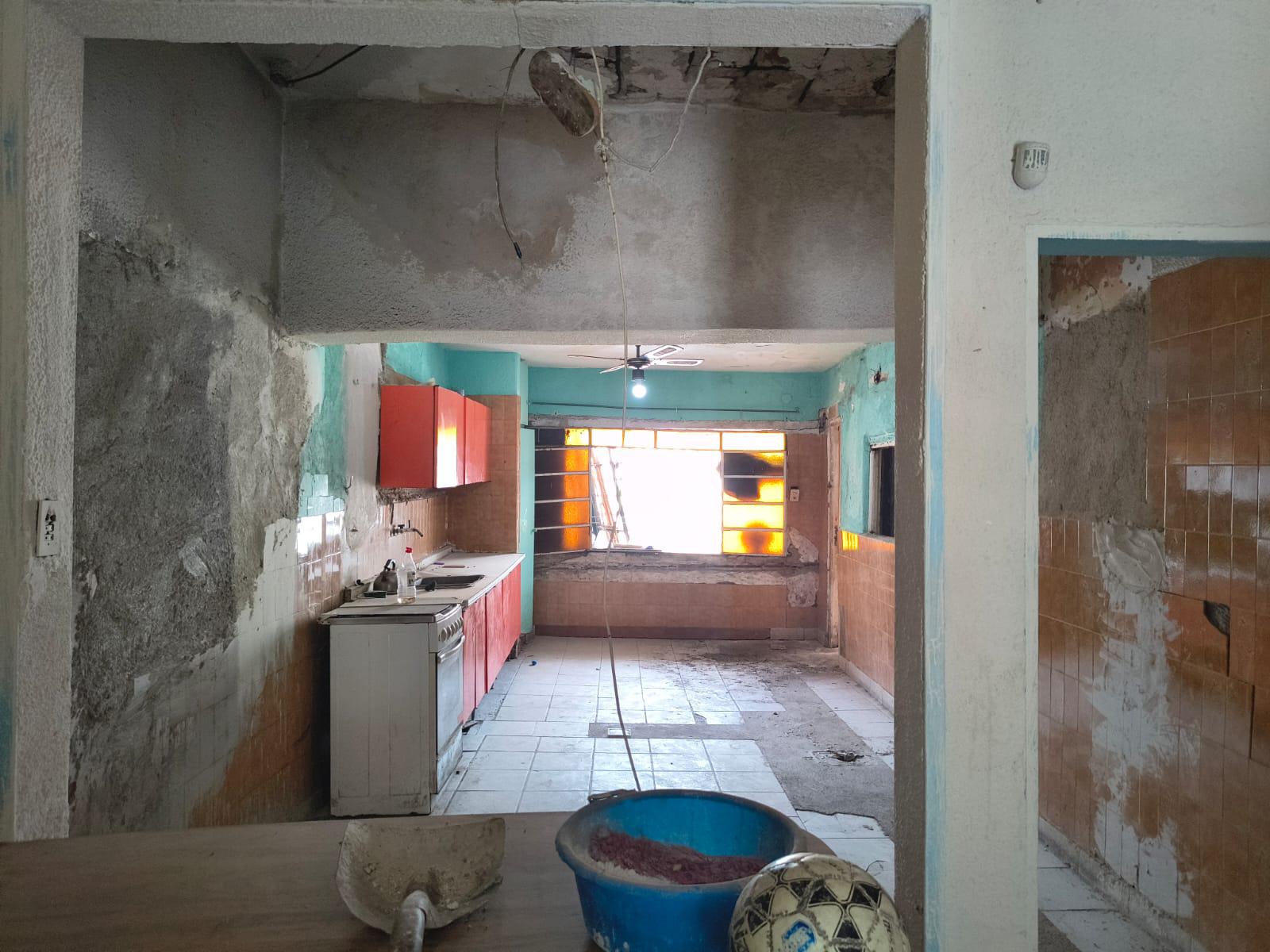 CASA EN VENTA A RECICLAR SAN VICENTE