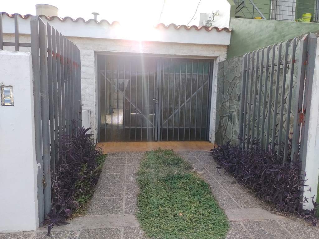 CASA BARRIO CIUDADELA