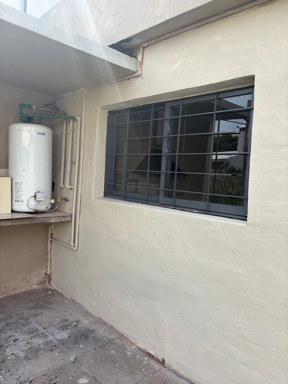 Casa en Alquiler  3 Dormitorios  Poeta Lugones