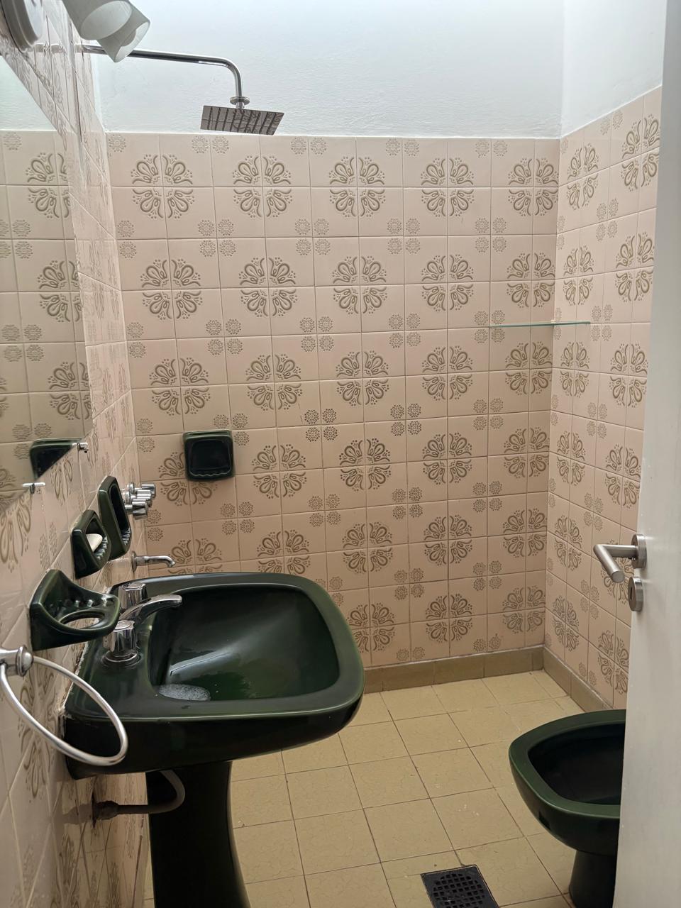 Casa en Alquiler  3 Dormitorios  Poeta Lugones