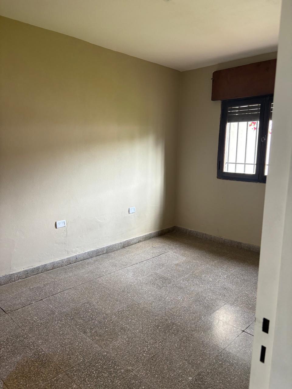 Casa en Alquiler  3 Dormitorios  Poeta Lugones