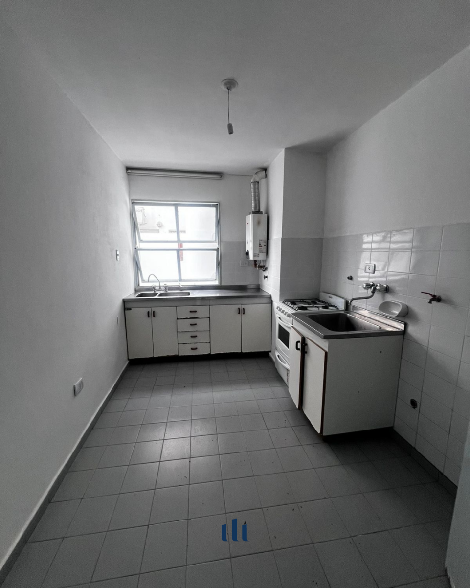 ALQUILER DE DEPTO DE 2 DORM Y BALCON - ALTA CBA