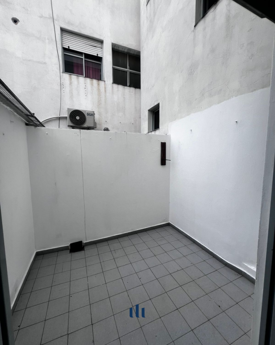 ALQUILER DE DEPTO DE 2 DORM Y BALCON - ALTA CBA