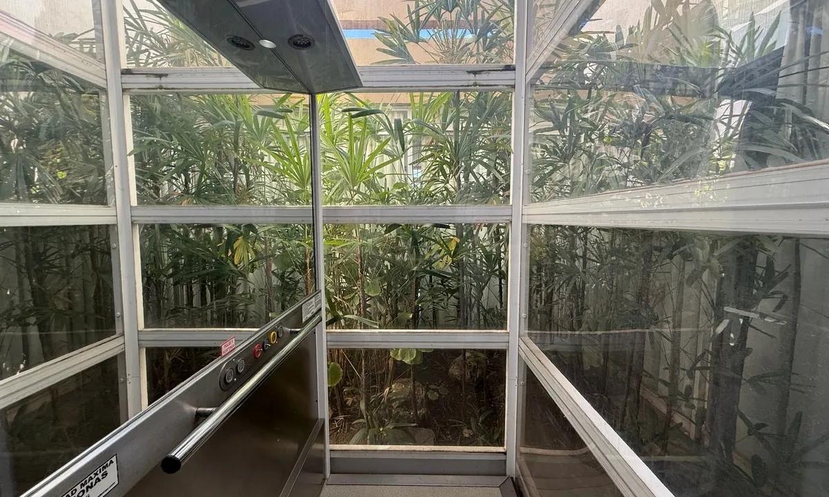 CASA IMPONENTE EN VENTA, ALBERDI DEAN FUNES 2129 4 DORMITORIOS