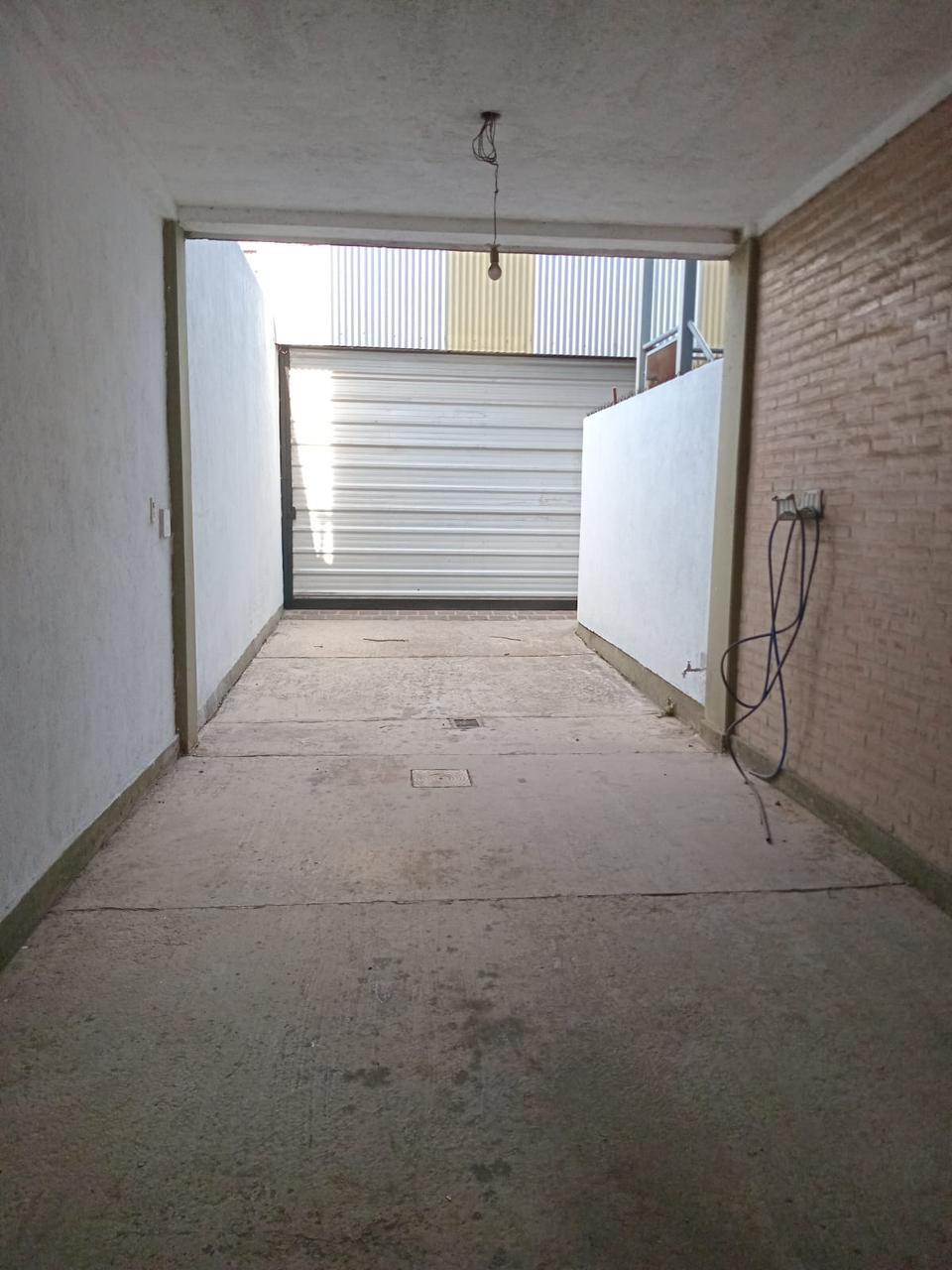 ALQUILO GALPON MUY BUENA UBICACION A POCOS METROS DE NUEVA CBA IDEAL PARA DEPOSITO O LOGISTICA