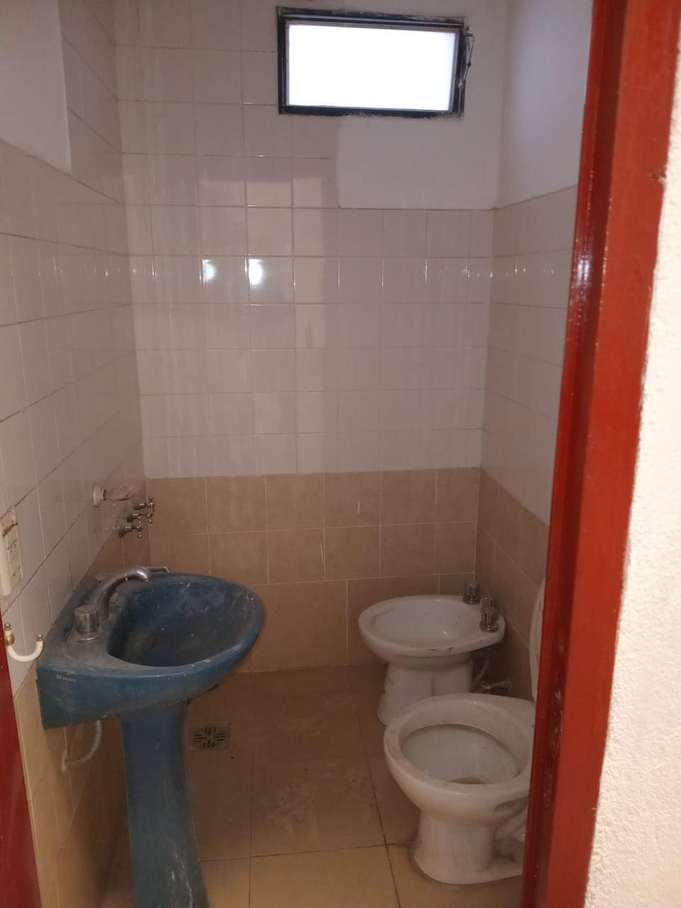 ALQUILO GALPON MUY BUENA UBICACION A POCOS METROS DE NUEVA CBA IDEAL PARA DEPOSITO O LOGISTICA