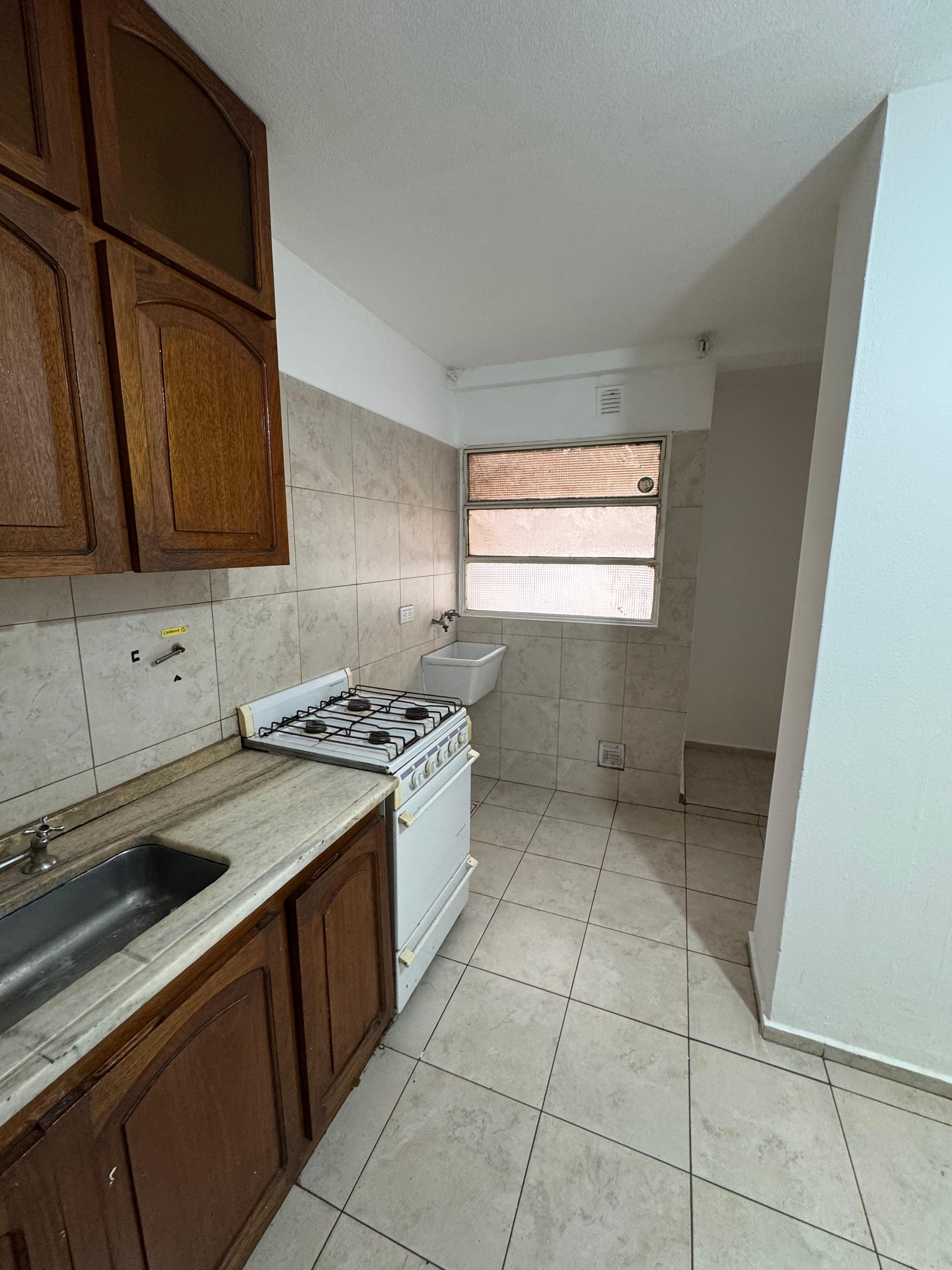 ZONA BUEN PASTOR - ALQ 3 DOR CBALCON !