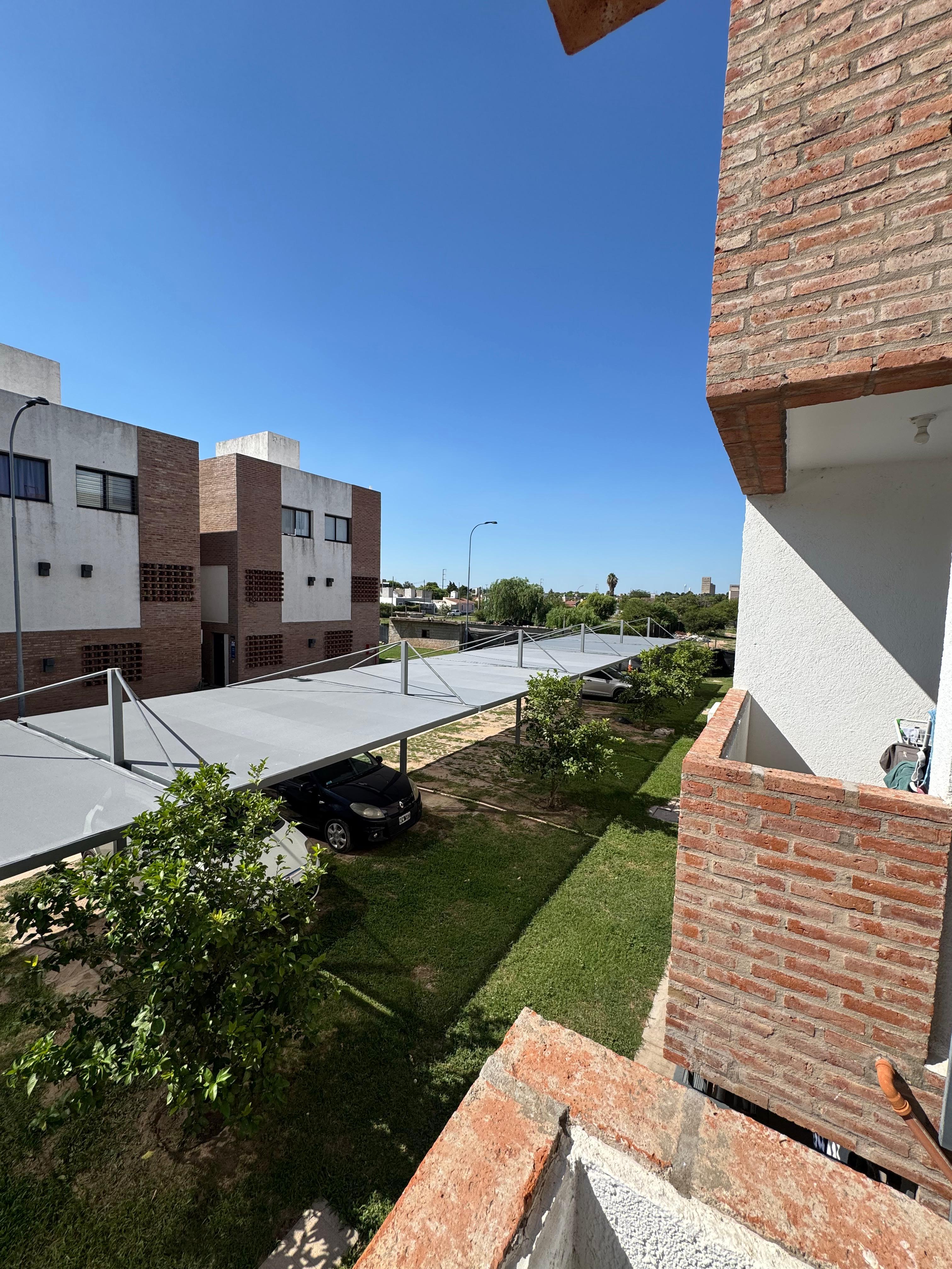 Duplex en Alquiler en Complejo Carrascal - Barrio Mutual Docente