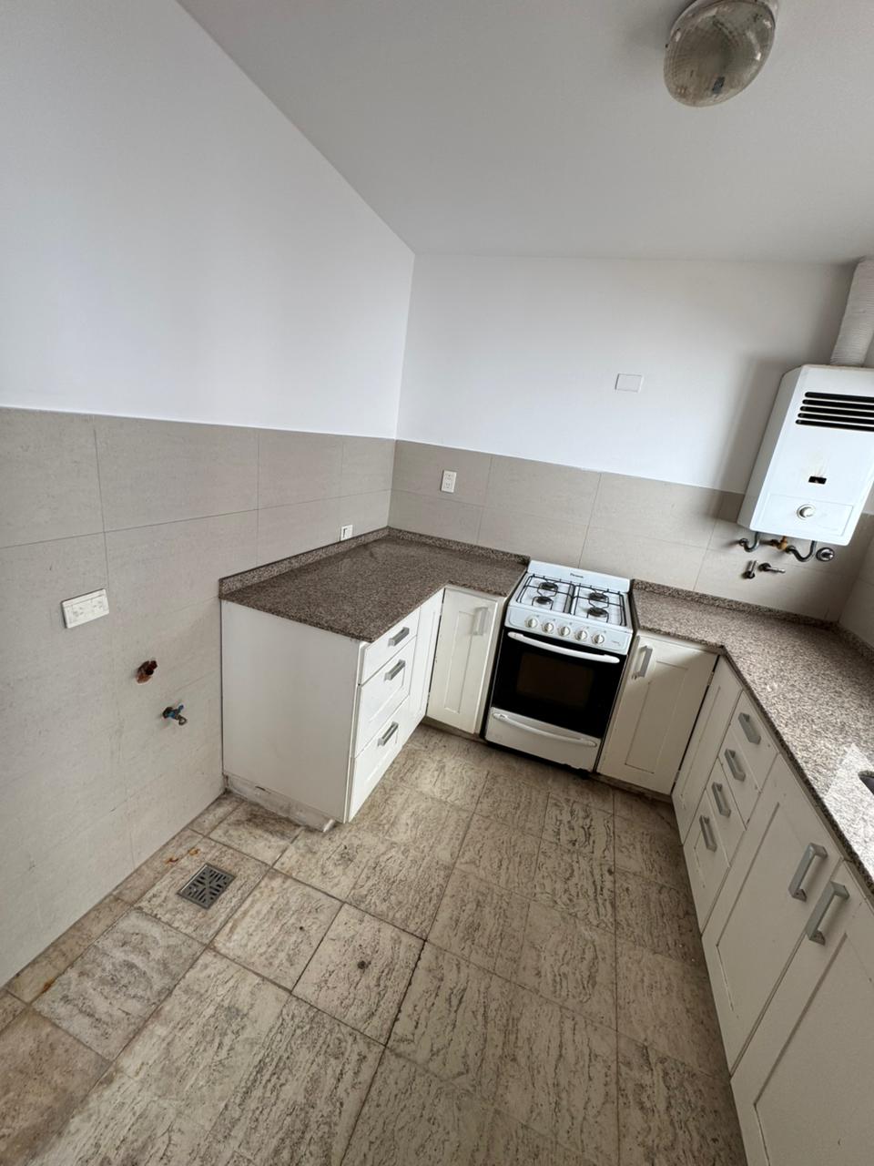 CASA EN VENTA - NUEVA CÓRDOBA