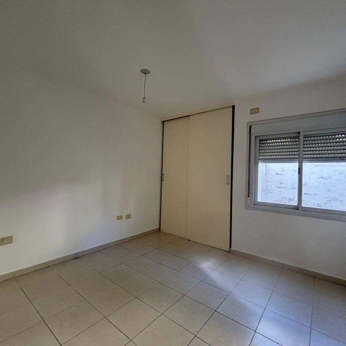 Vendo dpto c1 dorm.B Alberdi.