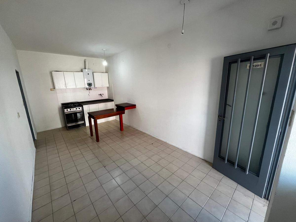 Vendo dpto c1 dorm. B Guemes