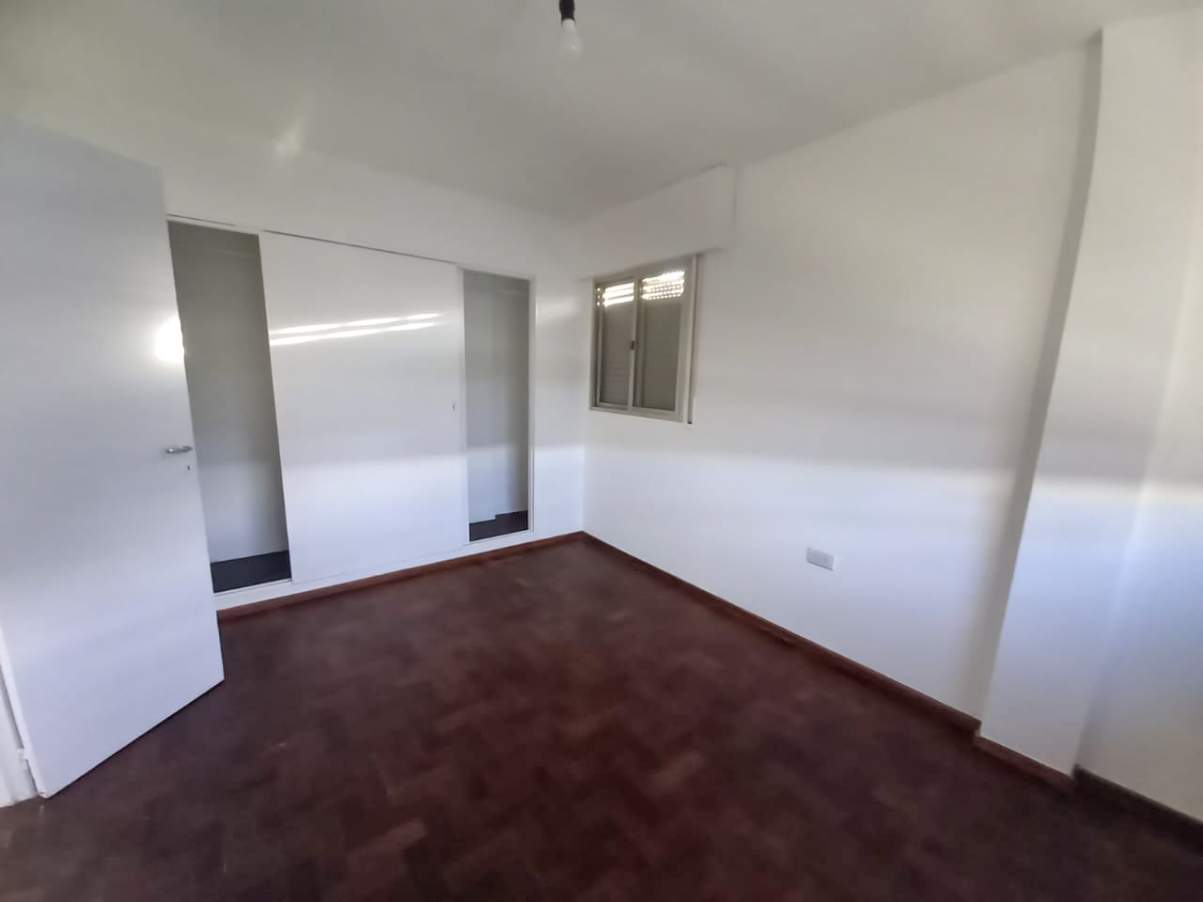 Vendo dpto c1 dorm.y balcón B Centro.