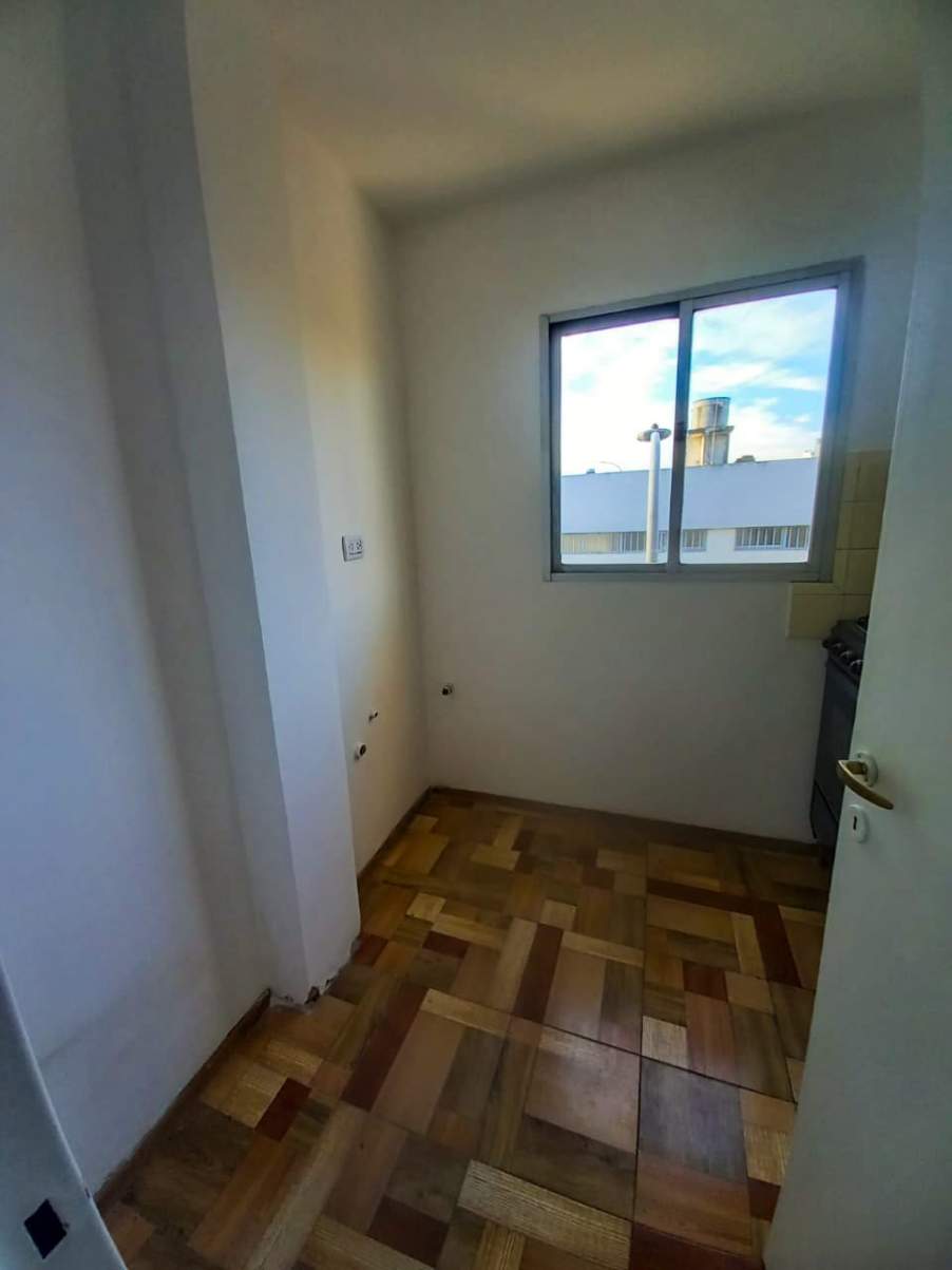 Vendo dpto c1 dorm.y balcón B Centro.