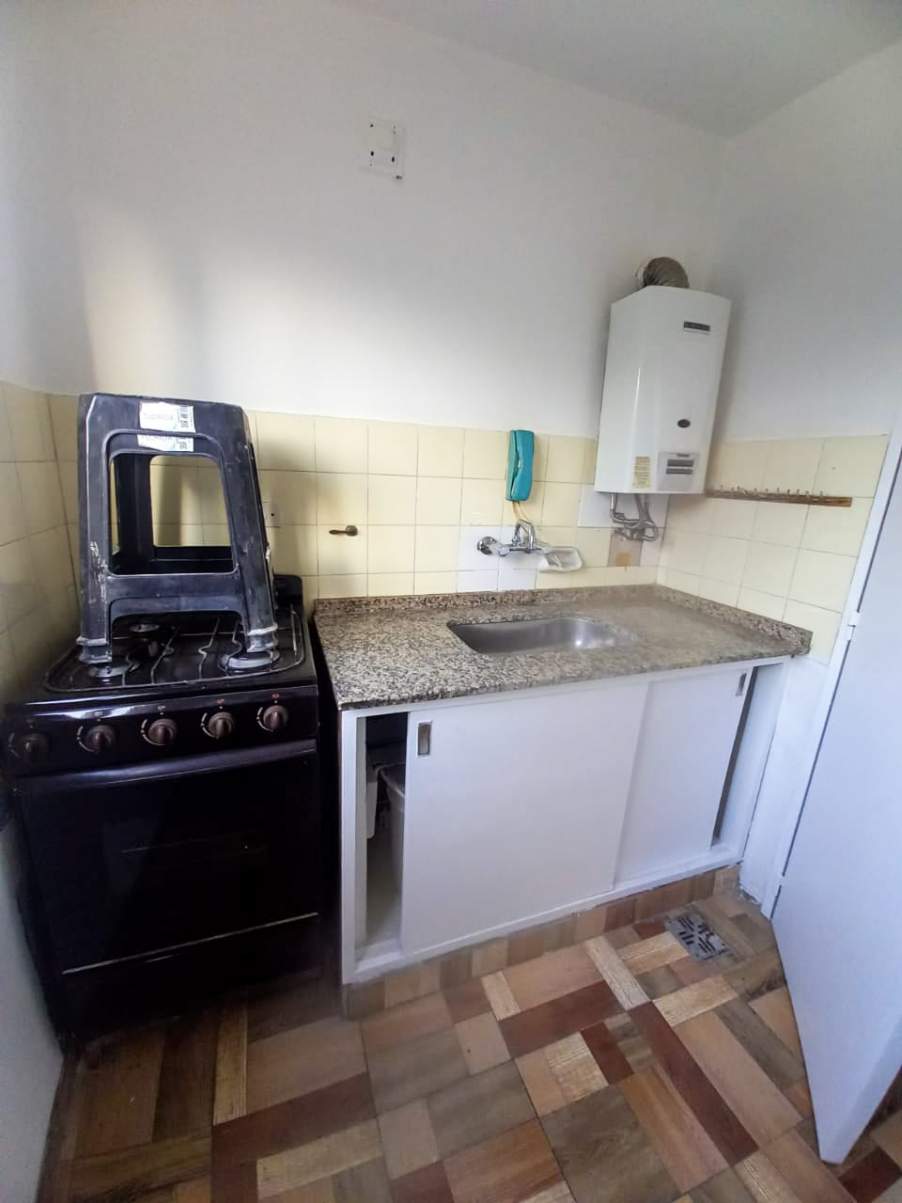 Vendo dpto c1 dorm.y balcón B Centro.
