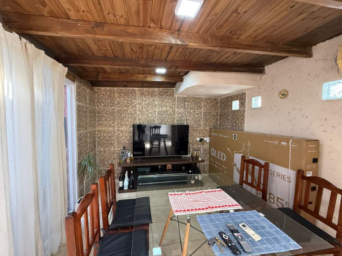 Vendo dpto c2 dorm.y patio.B Gral Paz.