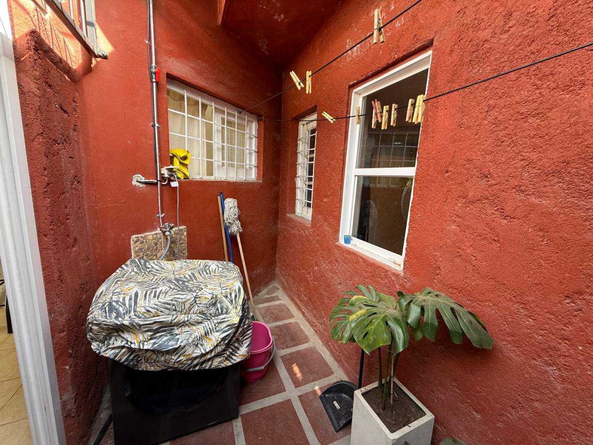 Vendo dpto c2 dorm.y patio.B Gral Paz.