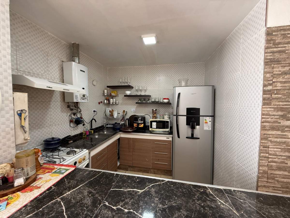 Vendo dpto c2 dorm.y patio.B Gral Paz.