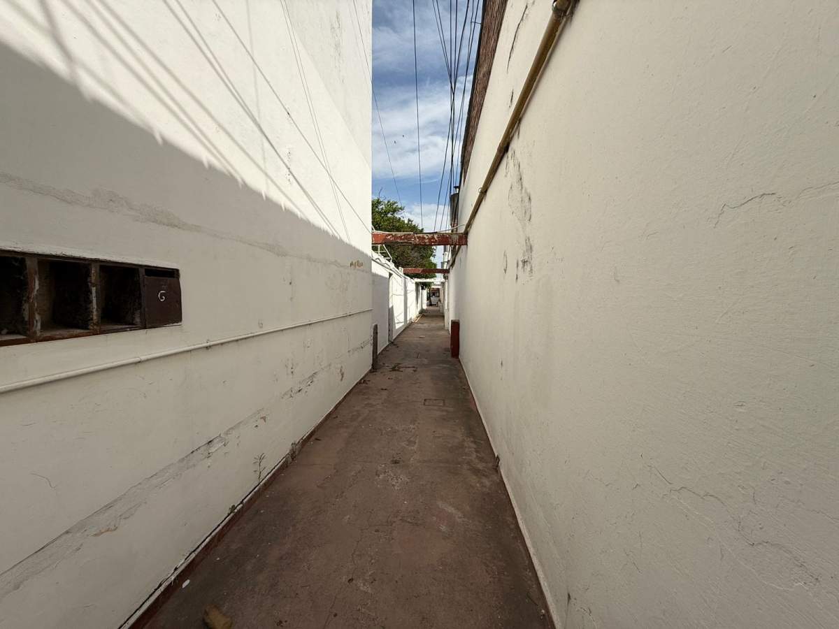 Vendo dpto c2 dorm.y patio.B Gral Paz.