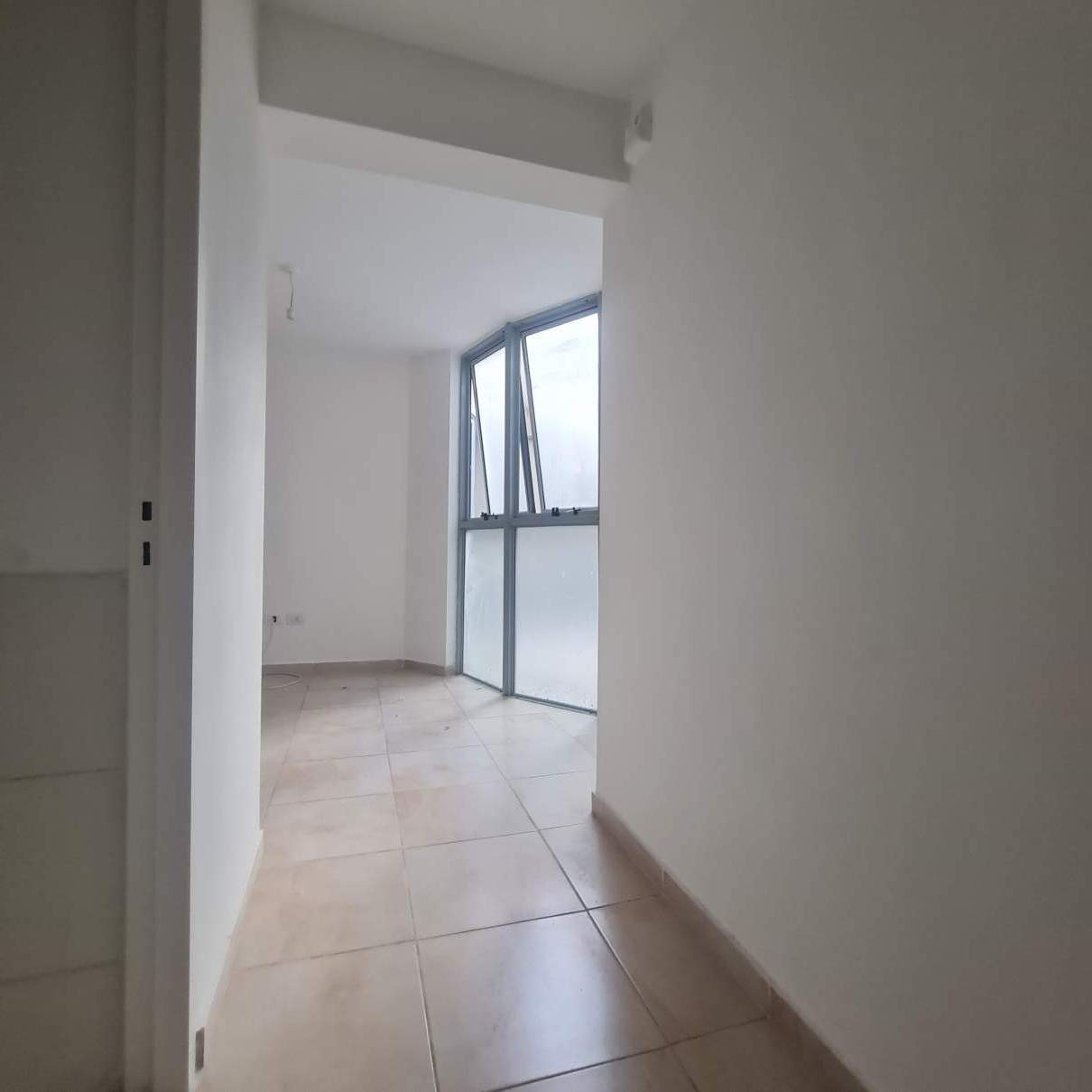 Vendo dpto c1 dorm y balcón. B Nueva Córdoba