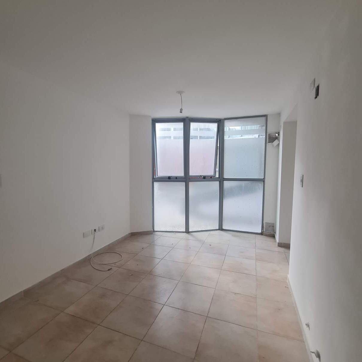 Vendo dpto c1 dorm y balcón. B Nueva Córdoba