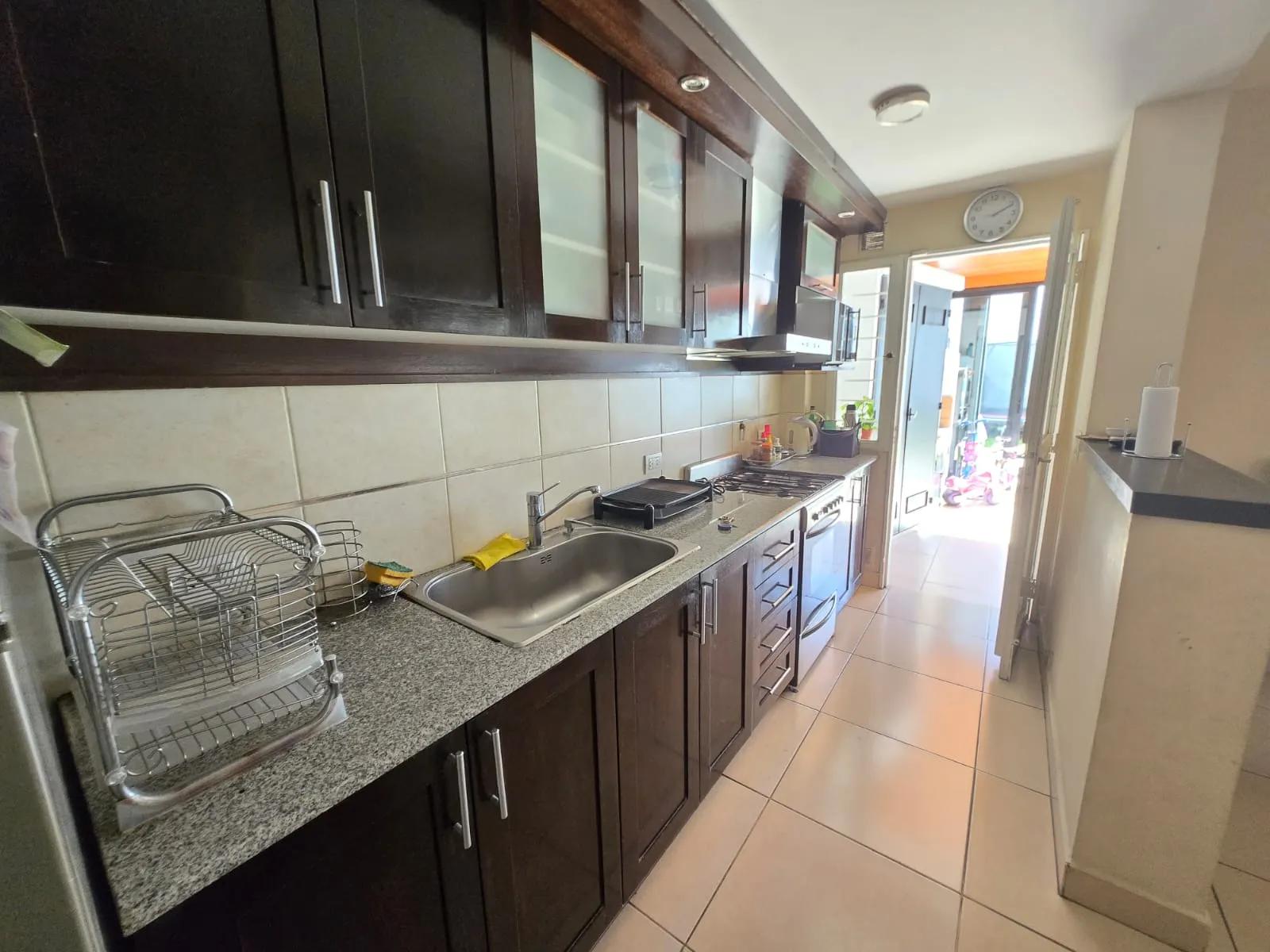 APTO CRÉDITO. Vendo casa c3 dorm. B Urca