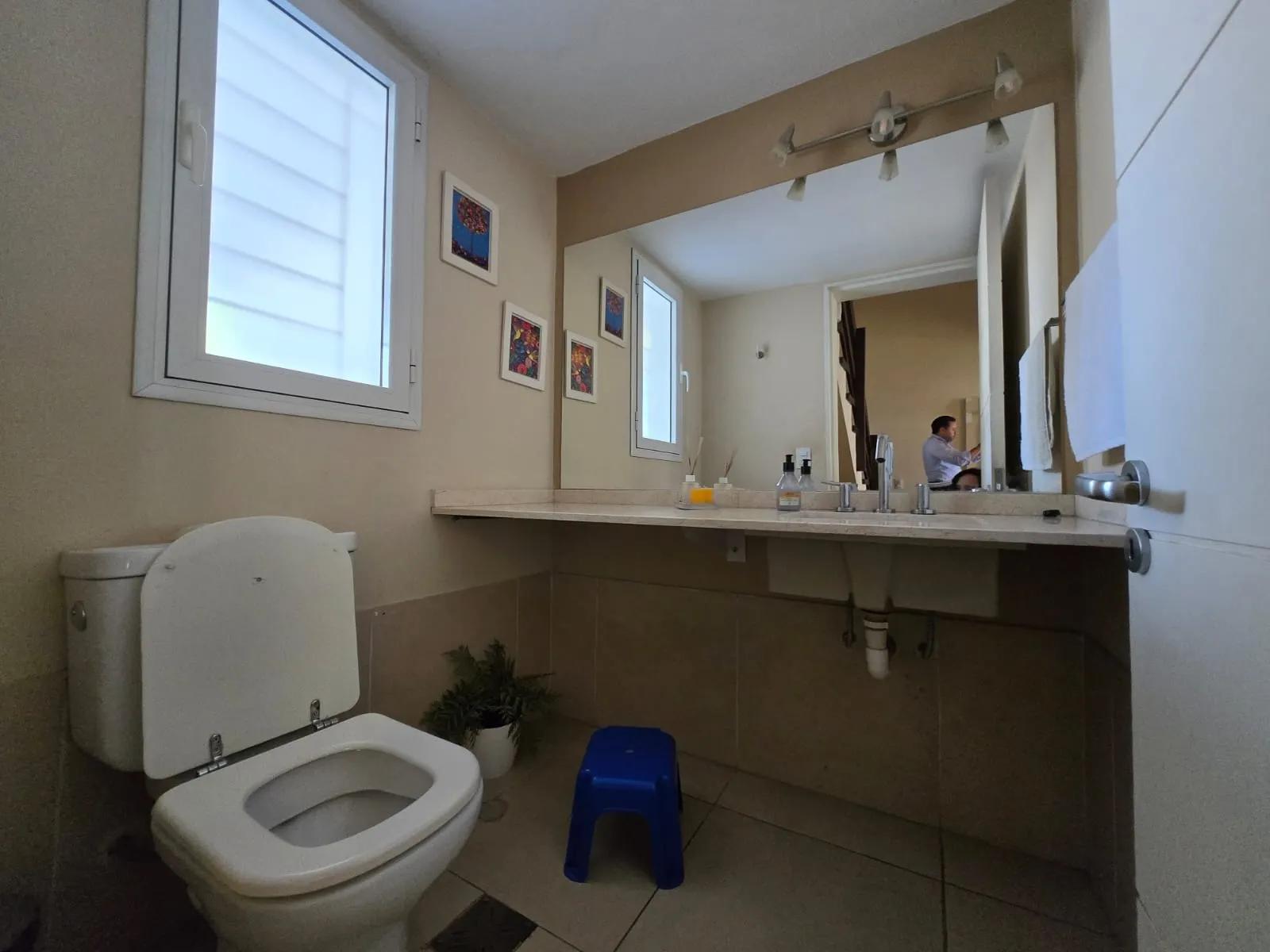 APTO CRÉDITO. Vendo casa c3 dorm. B Urca