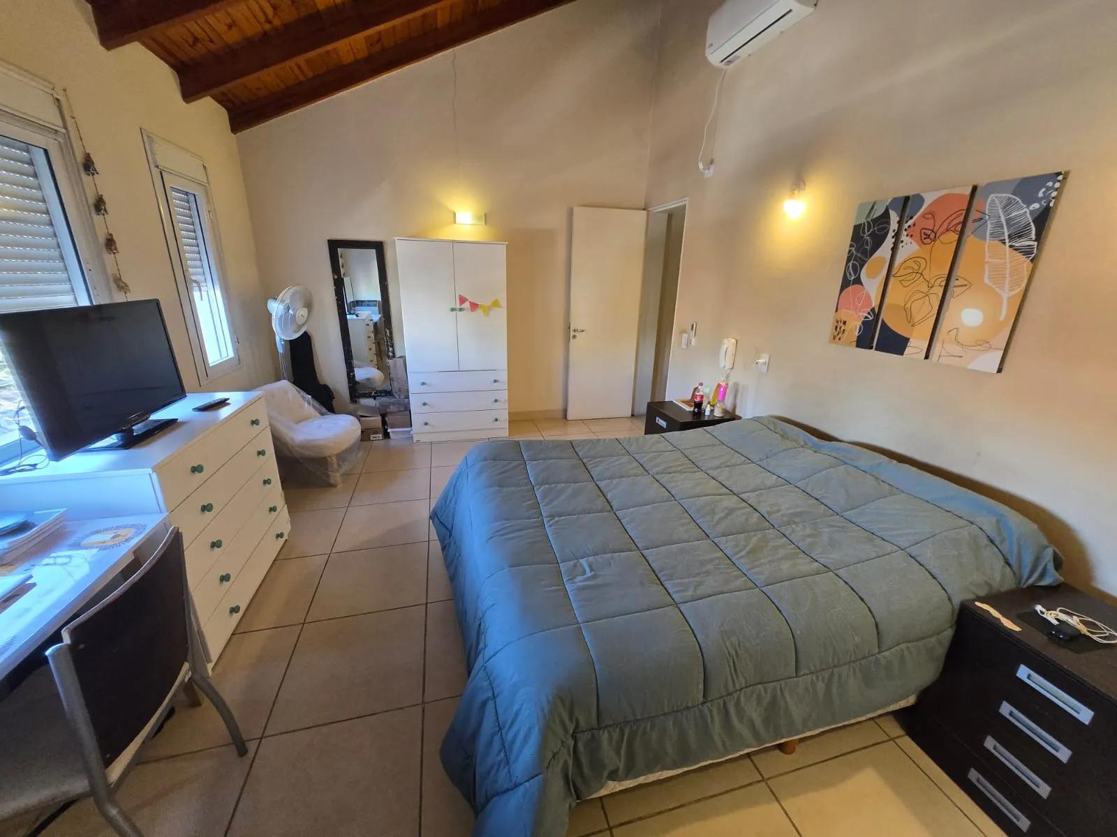 APTO CRÉDITO. Vendo casa c3 dorm. B Urca