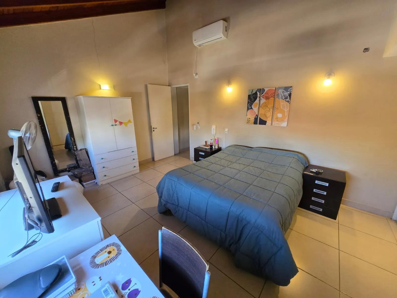 APTO CRÉDITO. Vendo casa c3 dorm. B Urca