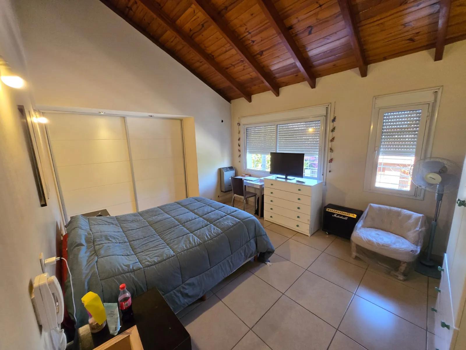 APTO CRÉDITO. Vendo casa c3 dorm. B Urca