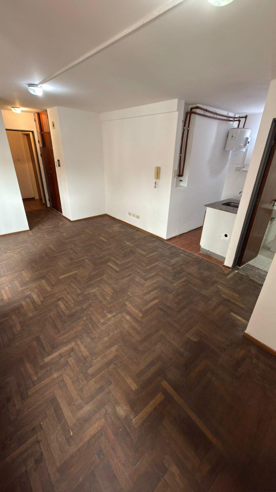 Monoambiente sobre la cañada - Ideal Oficina.