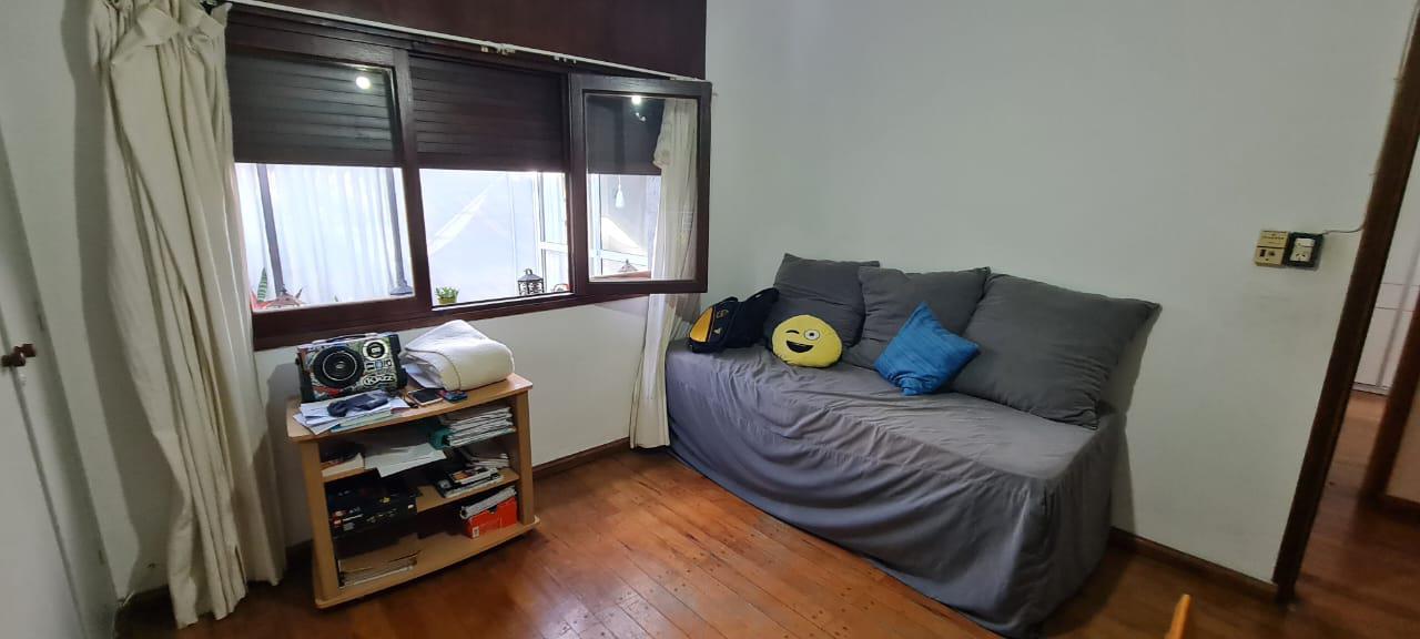 Vendo casa c3 dorm.y pileta.B Granja de Funes.