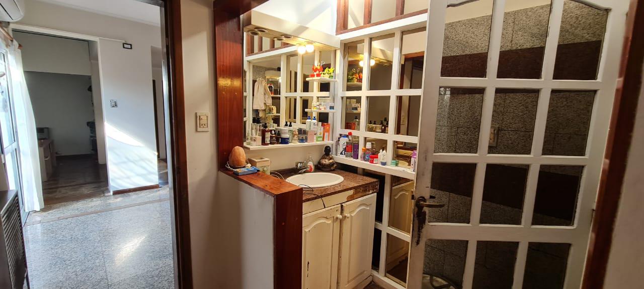 Vendo casa c3 dorm.y pileta.B Granja de Funes.